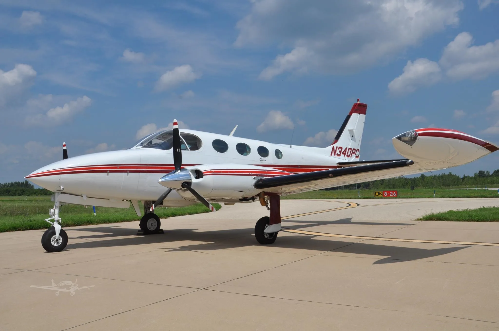 Exterior view of a 1980 CESSNA 340A, N340PC.