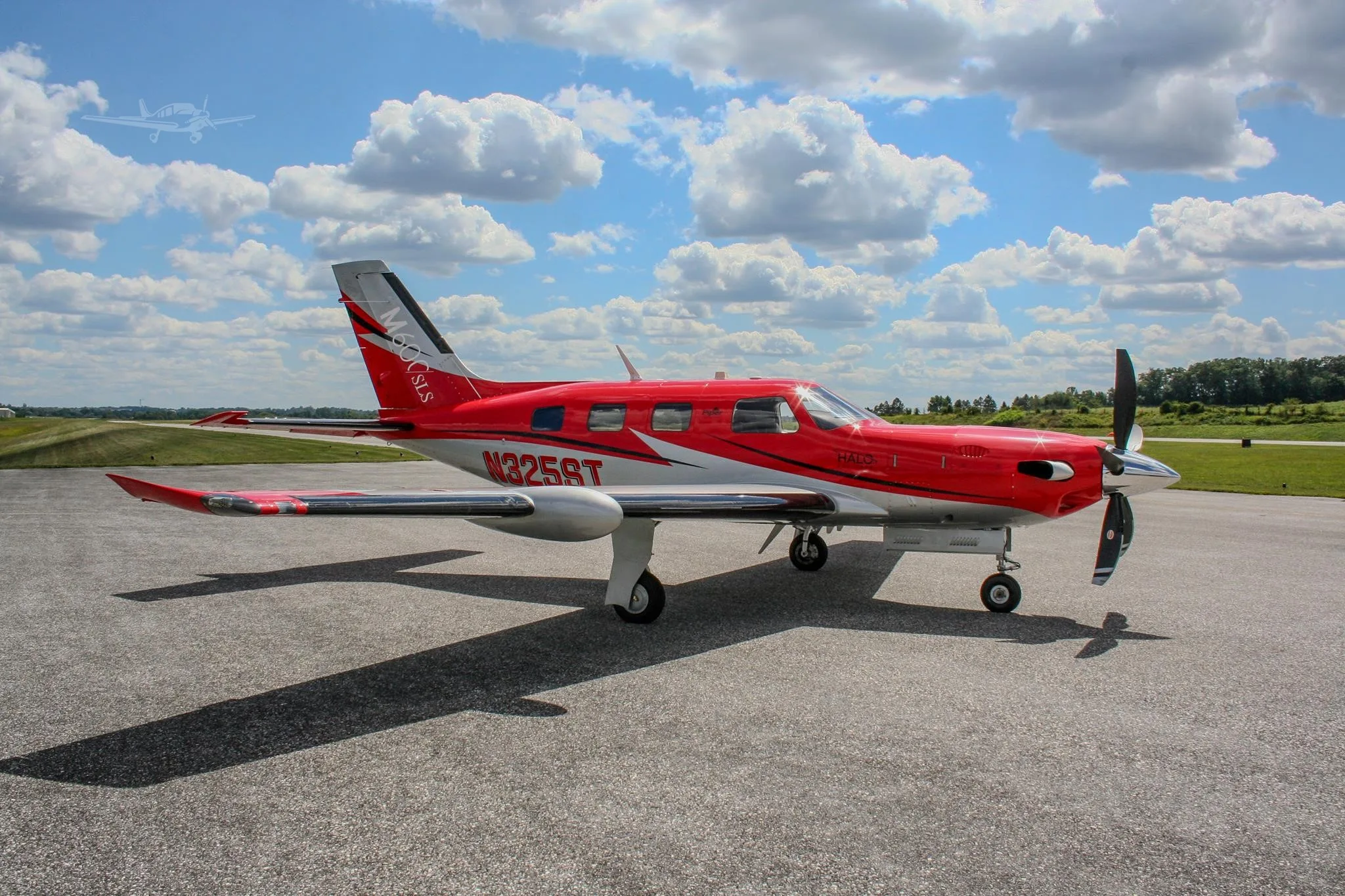 Exterior view of a 2020 PIPER M600 SLS, N325ST.