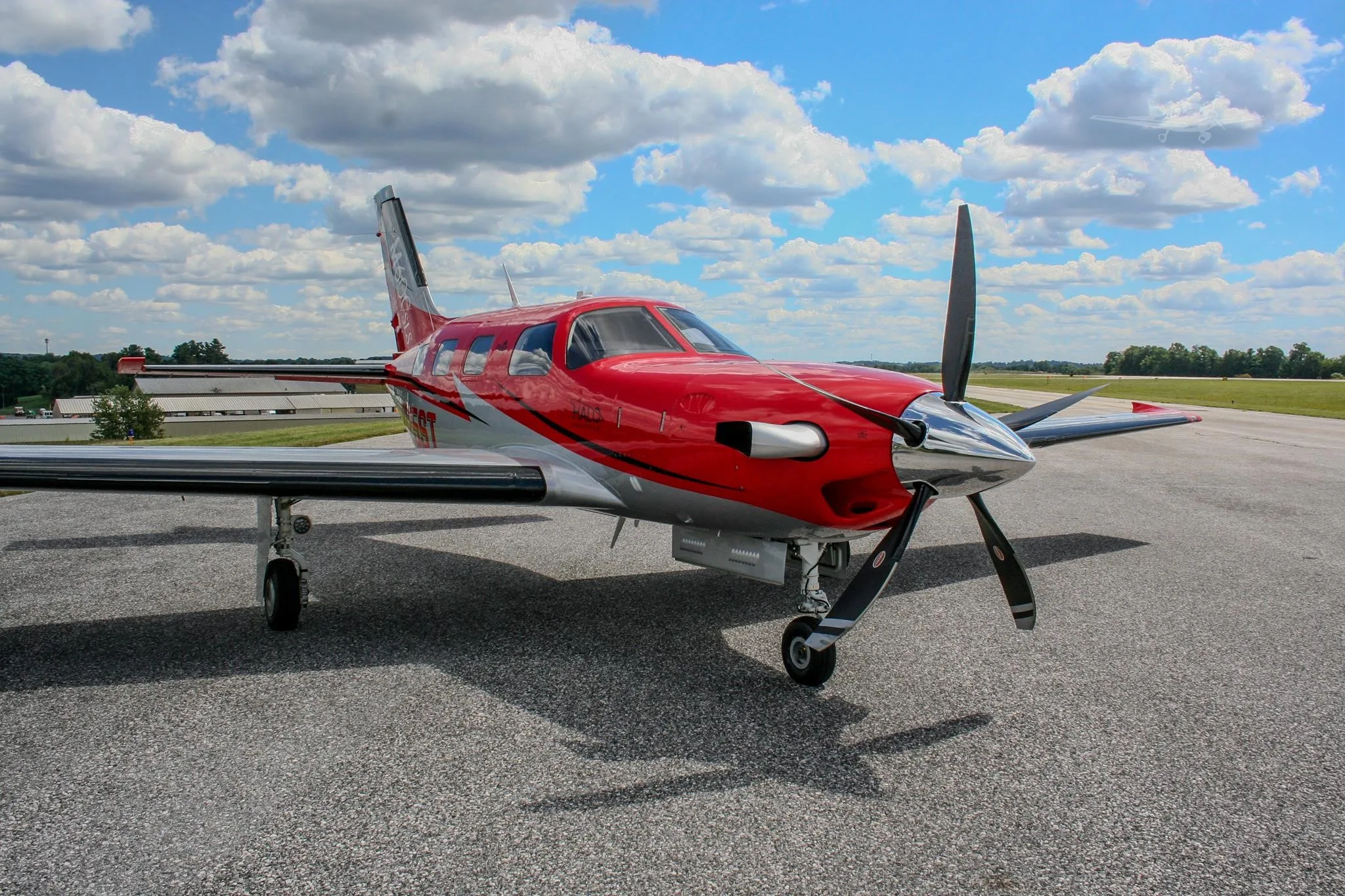 Exterior view of a 2020 PIPER M600 SLS, N325ST.
