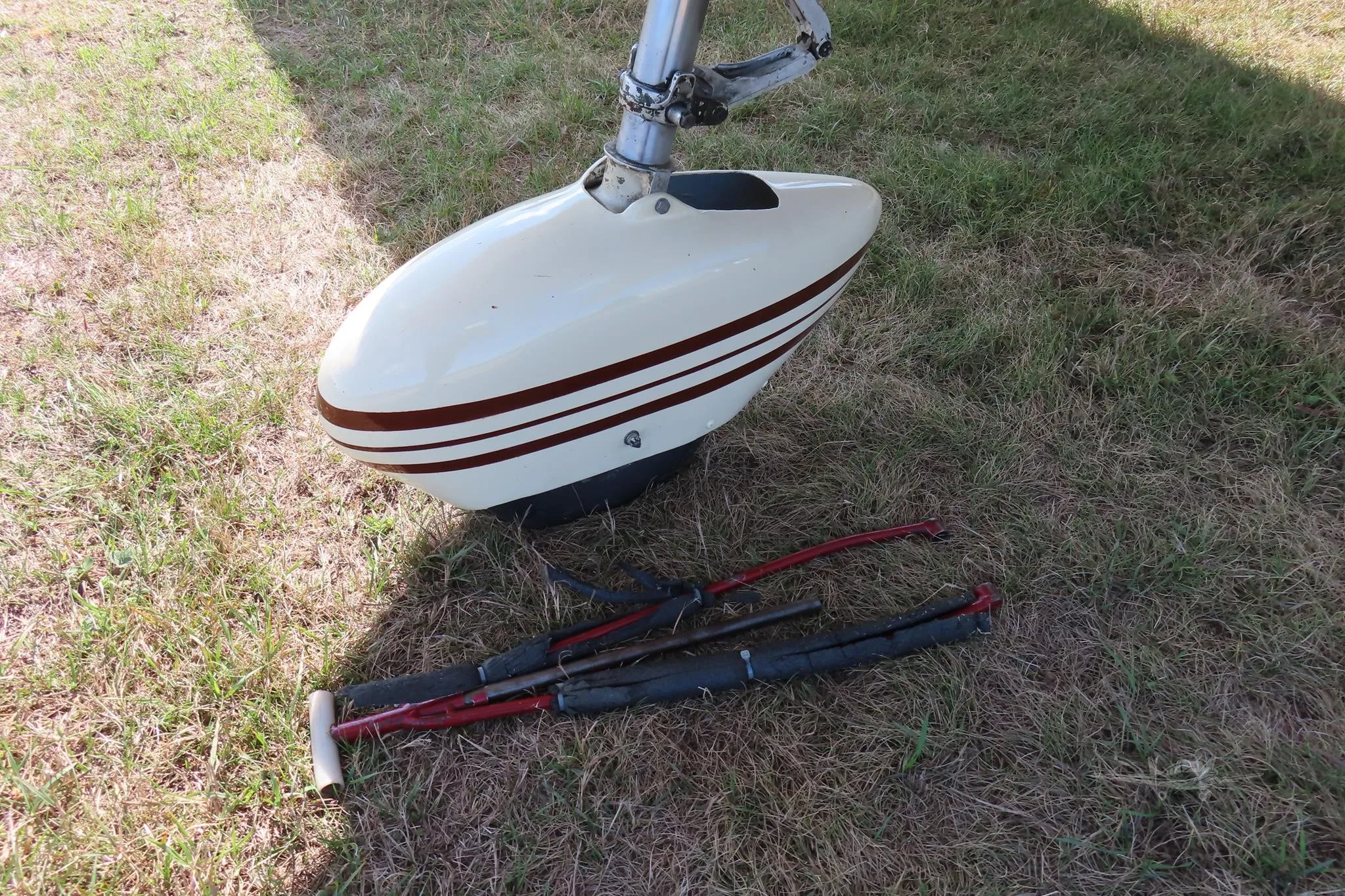 Exterior view of a 1957 CESSNA 182 SKYLANE, C-GOFA.