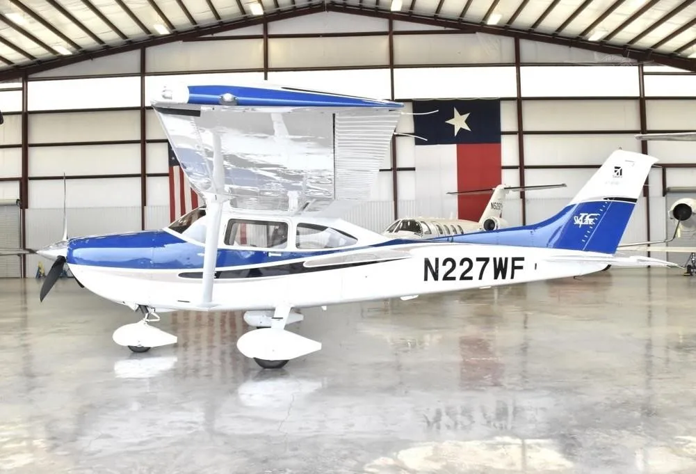 2004 Cessna Turbo 182T Skylane