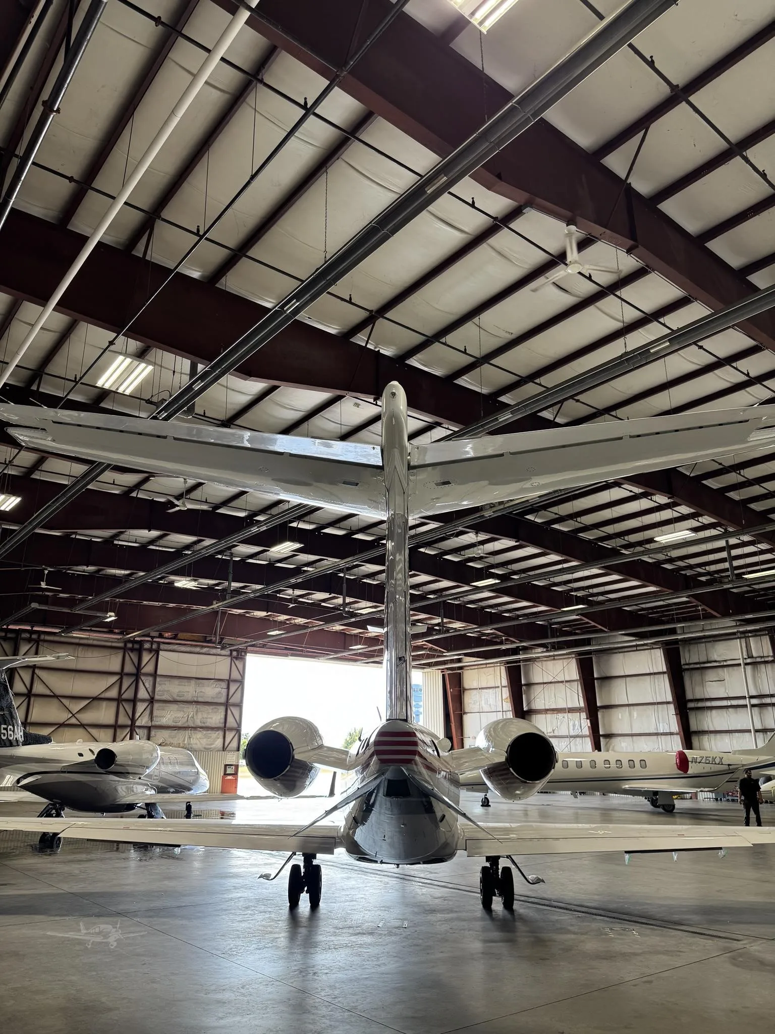 Exterior view of a 1999 LEARJET 45, N395WB.