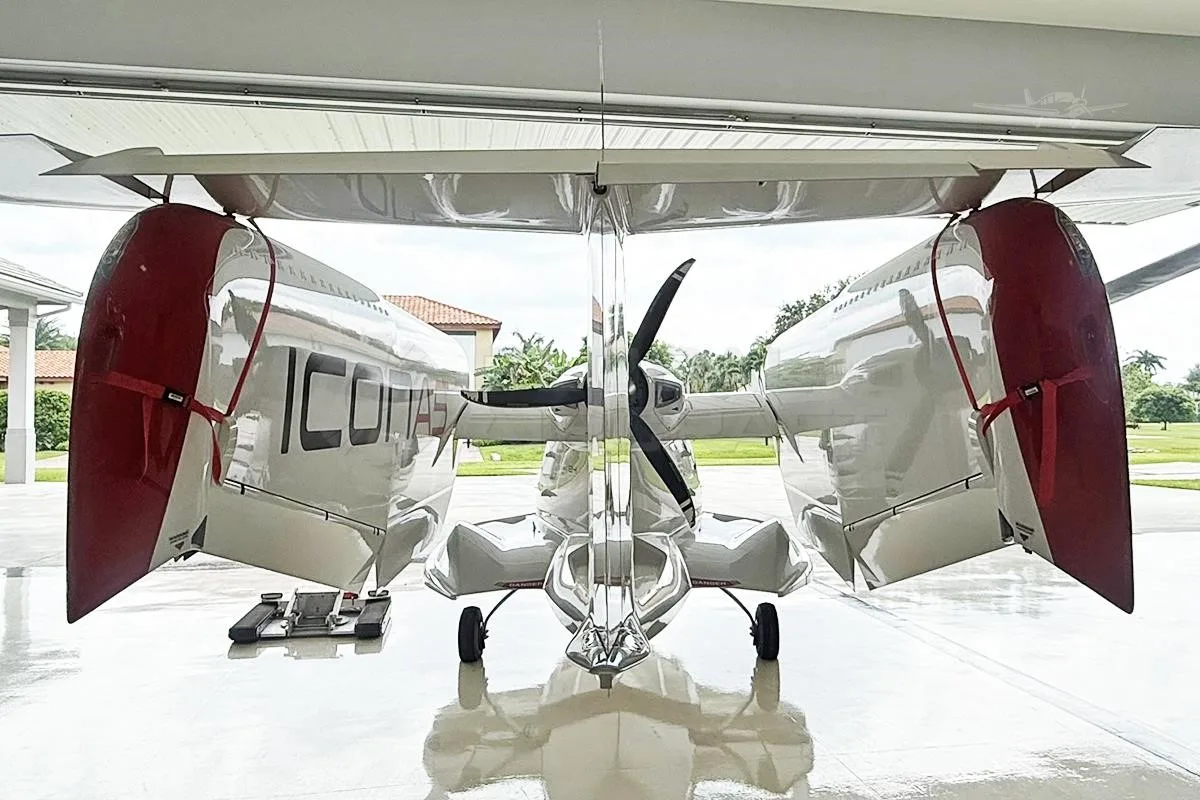 2019 ICON A5