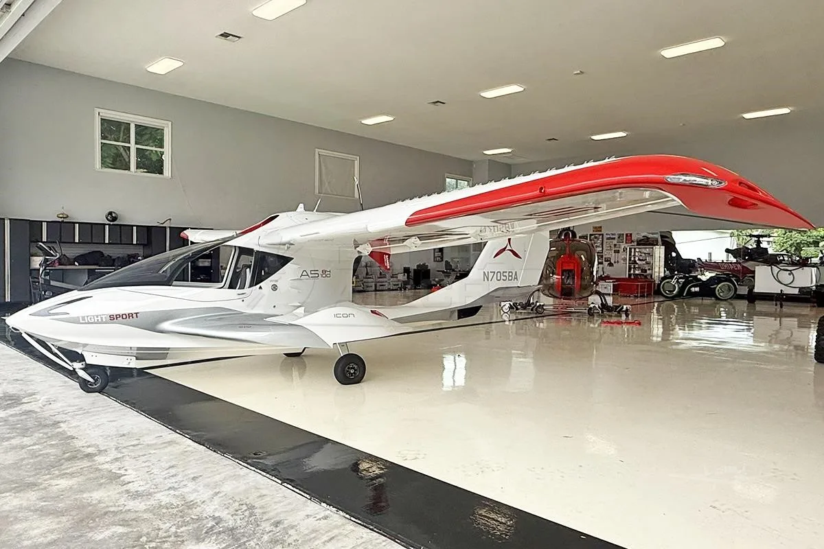 2019 ICON A5