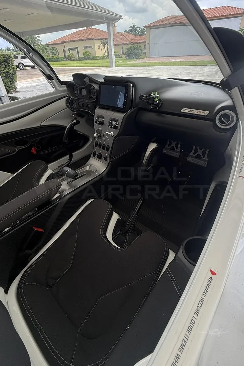 2019 ICON A5