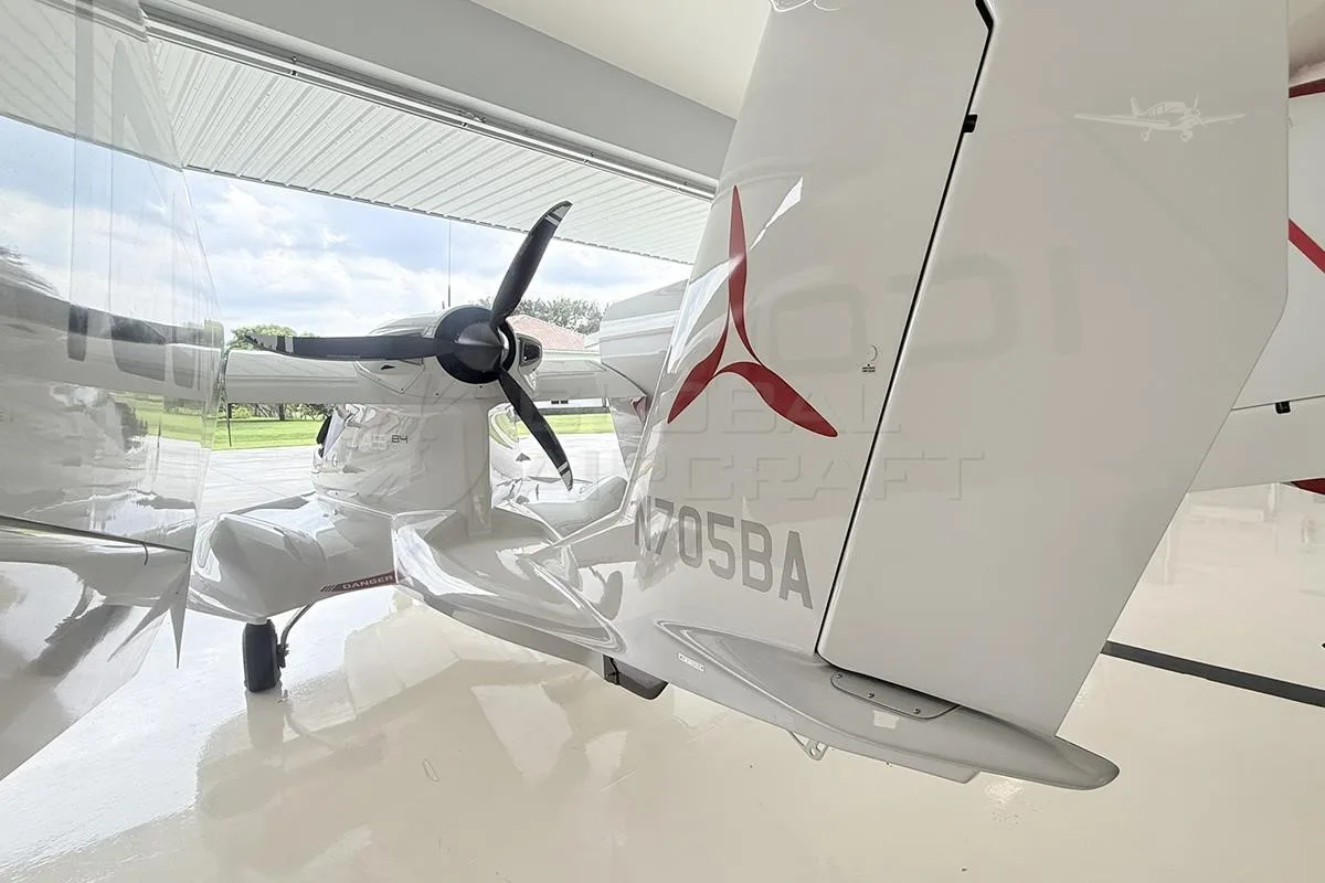 2019 ICON A5