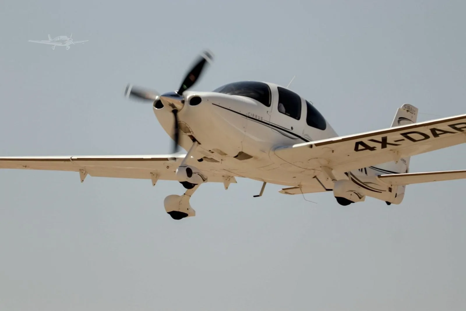 Exterior view of a 2007 CIRRUS SR22-G2 TURBO, 4X-DAR.