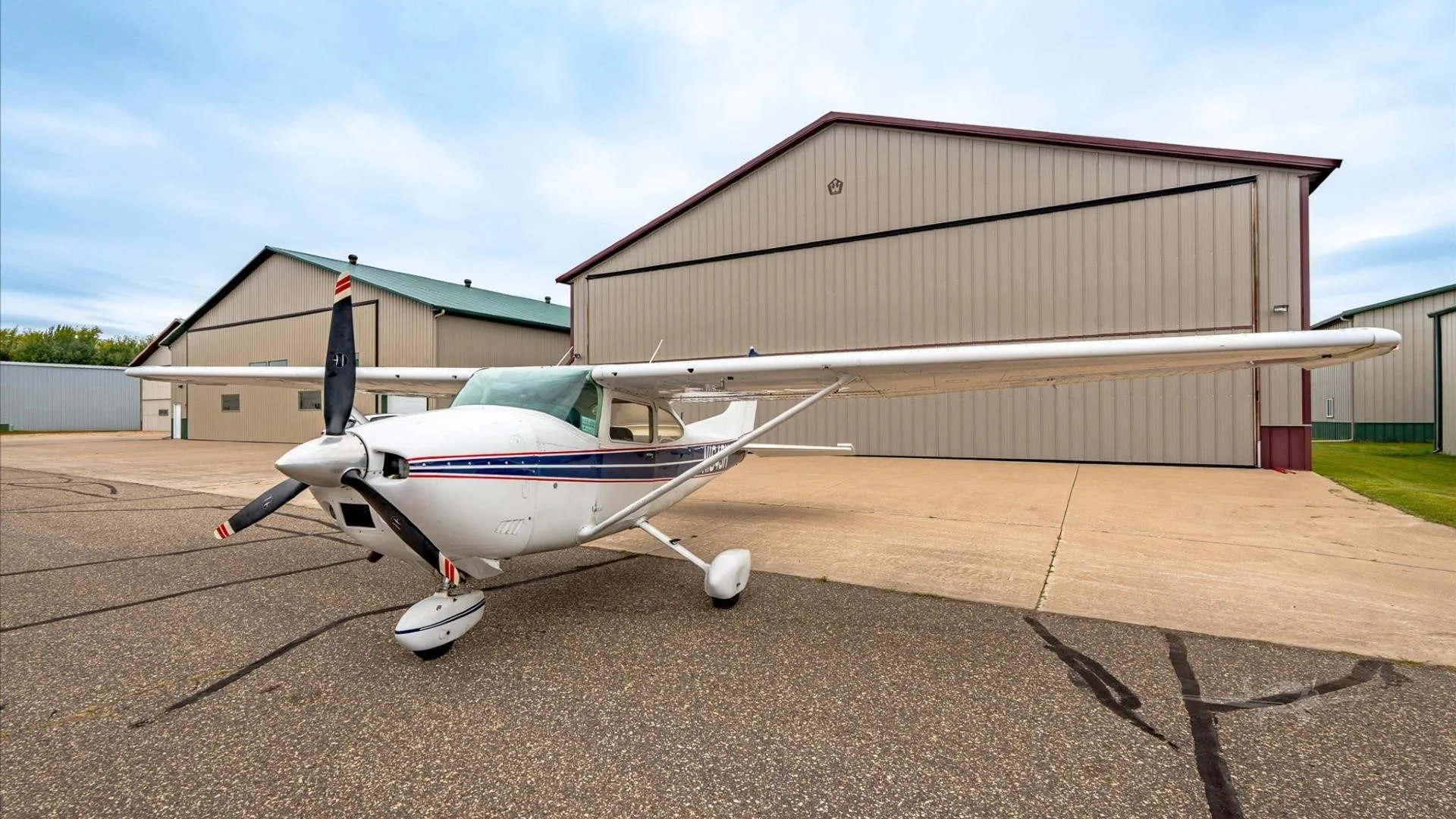 1976 CESSNA 182P SKYLANE