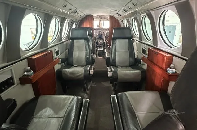 Cabin interior of a 1971 BEECHCRAFT KING AIR 100.