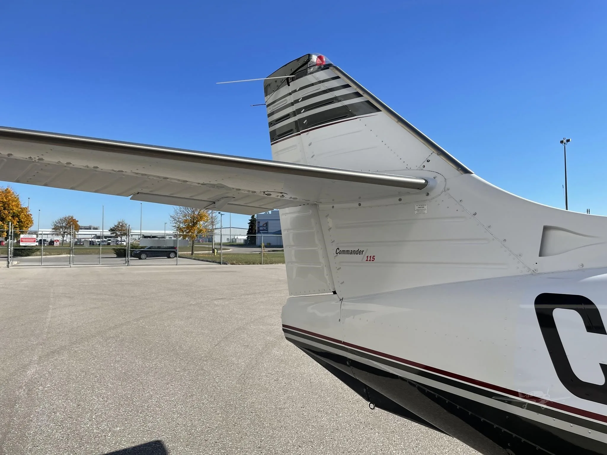 2000 Commander 115