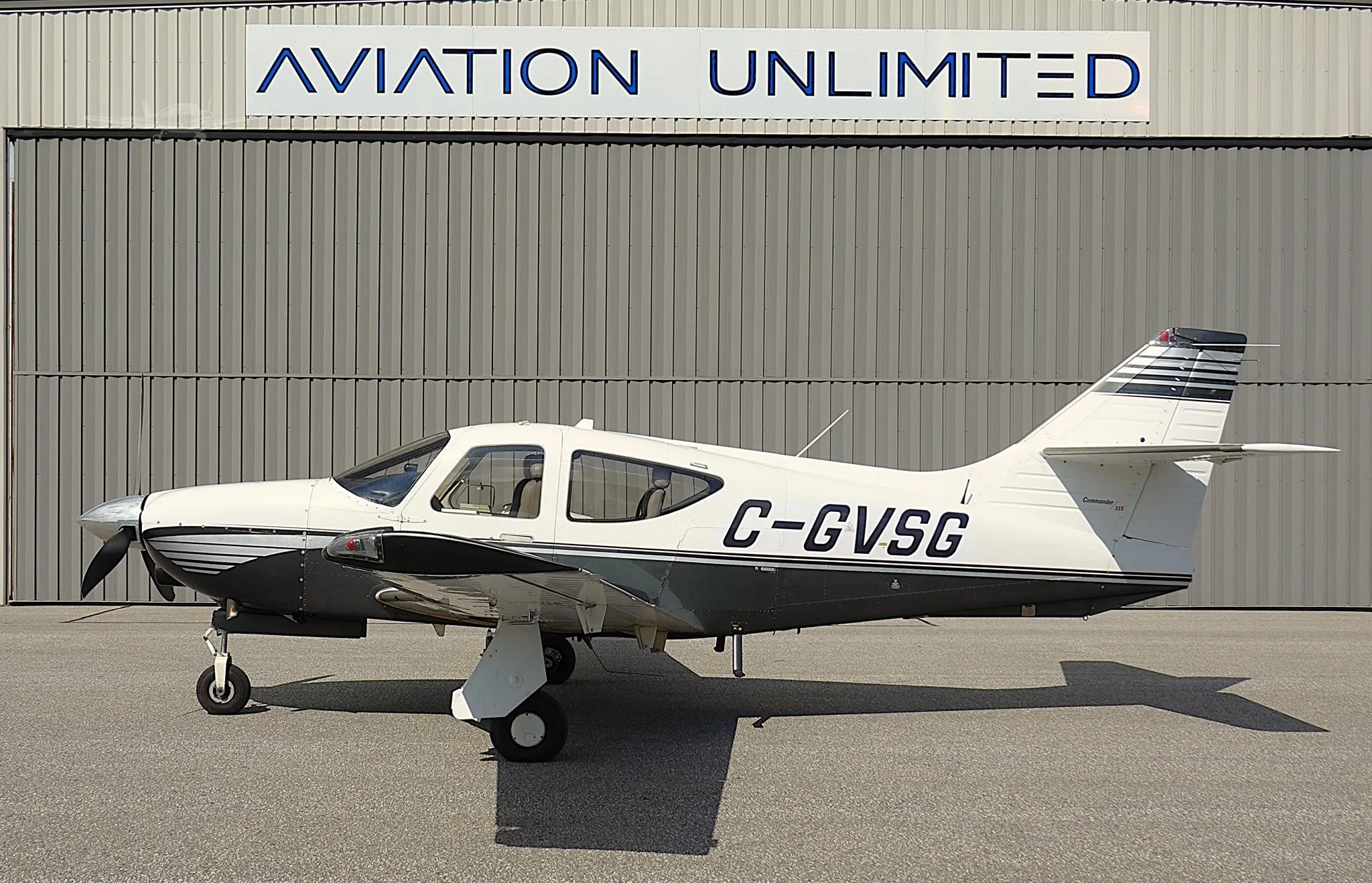 2000 COMMANDER 115