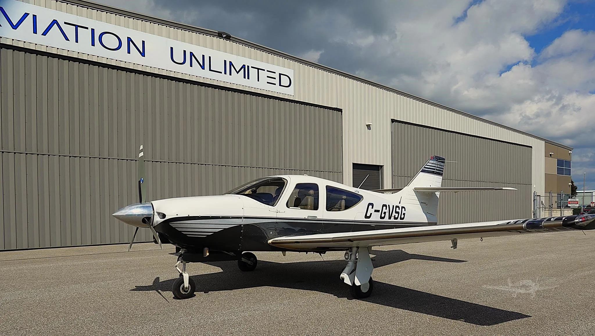 2000 Commander 115