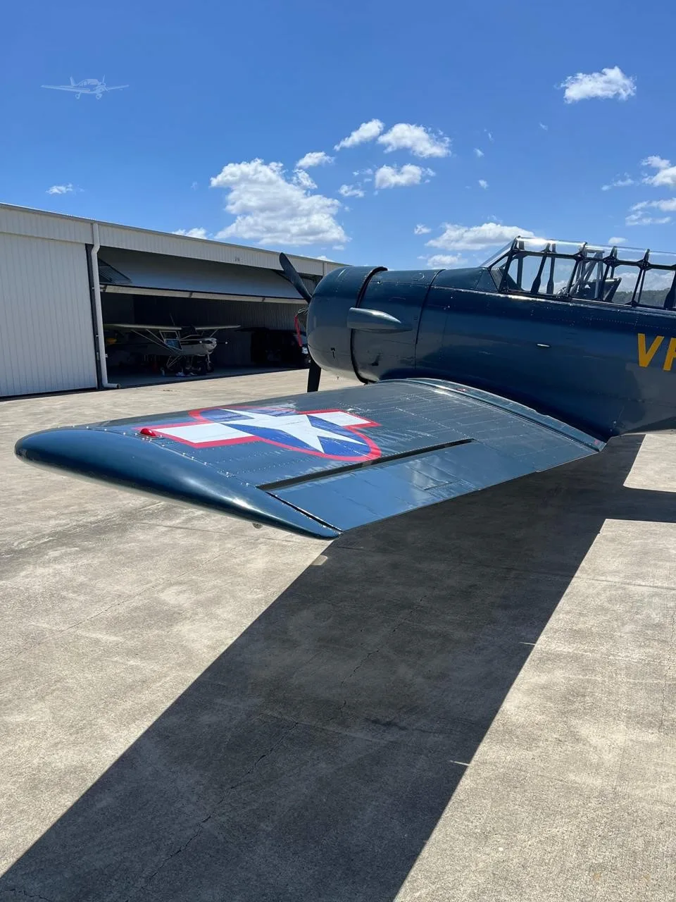 Exterior view of a 1942 NORTH AMERICAN SNJ 4, VH-NAG.
