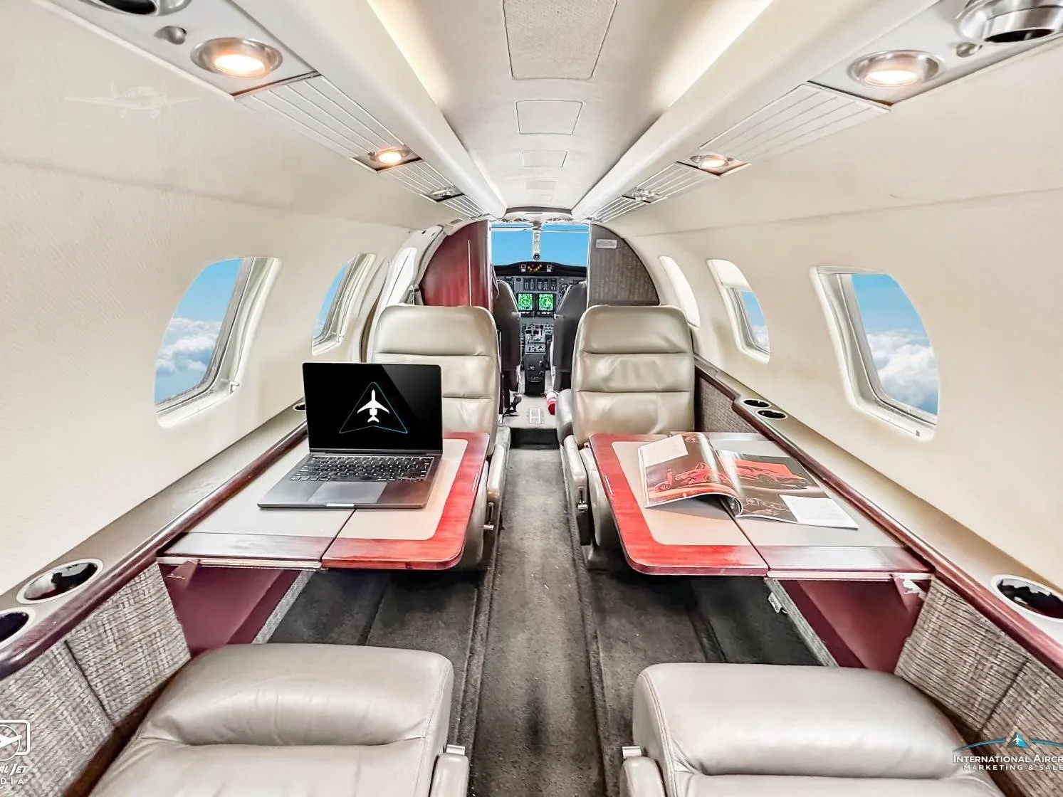 Cabin interior of a 1995 CESSNA CITATION JET.
