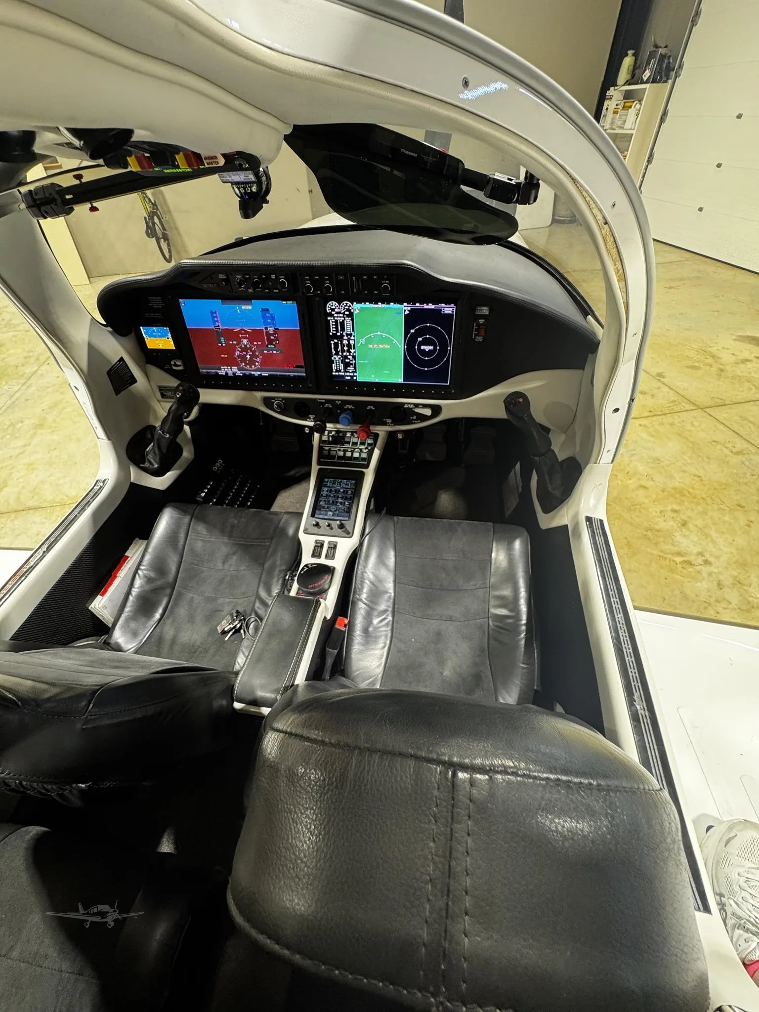 Cockpit and instrument panel of a 2015 CESSNA TTX.