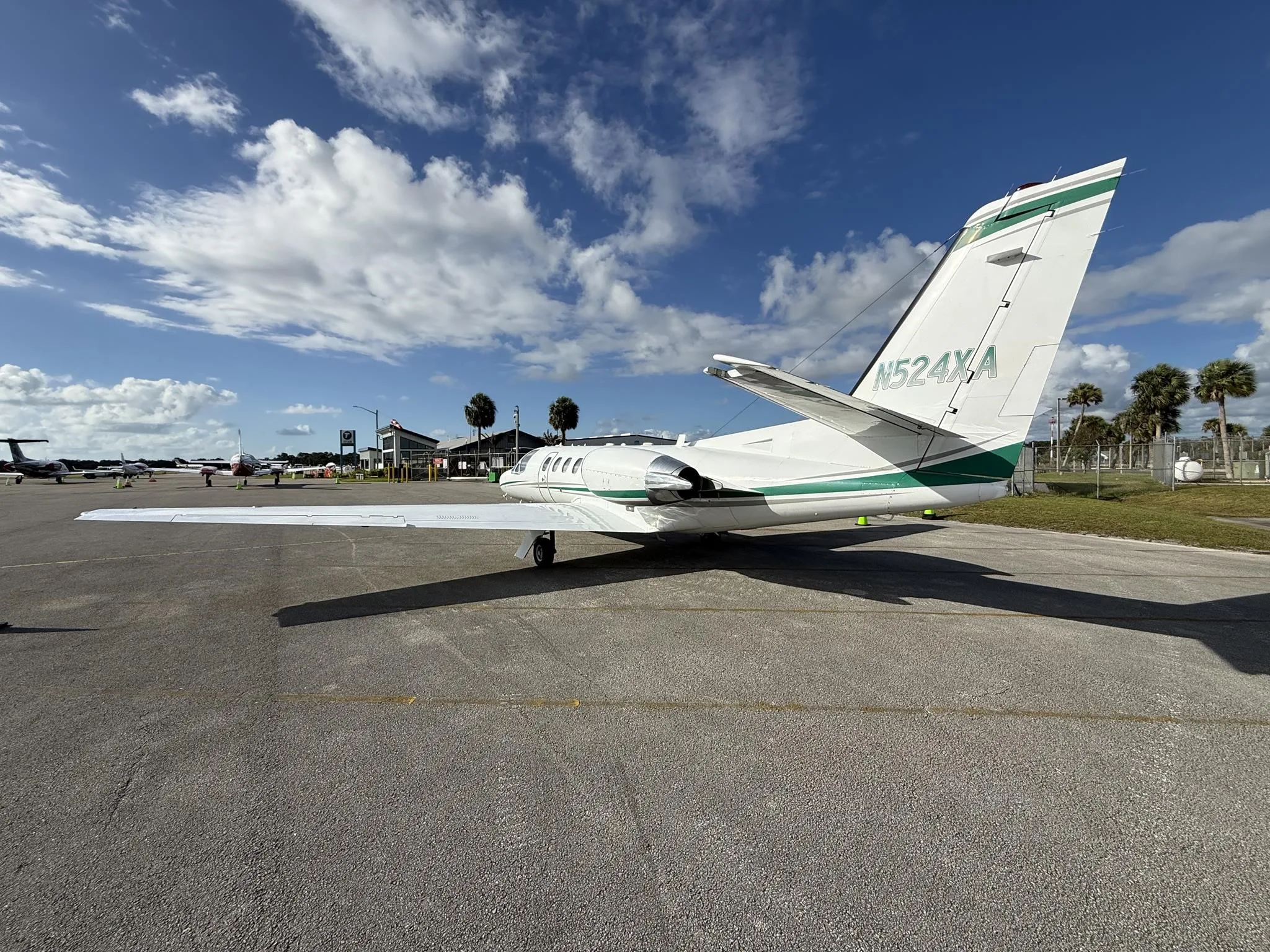 Exterior view of a 2001 CESSNA CITATION BRAVO, N524XA.