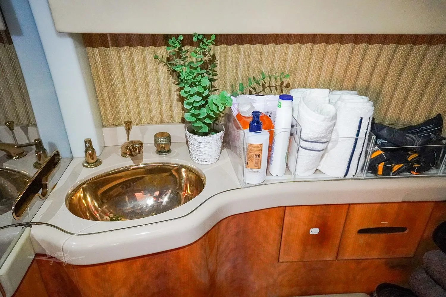 Cabin interior of a 1992 CESSNA CITATION VII.