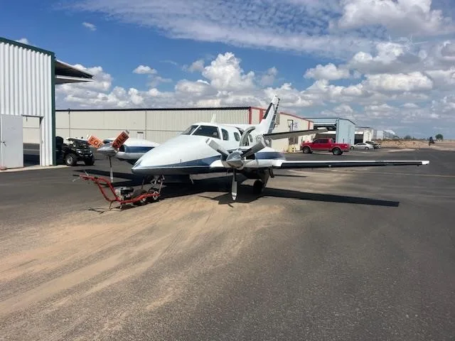 Exterior view of a 1969 BEECHCRAFT 60 DUKE, N15SY.