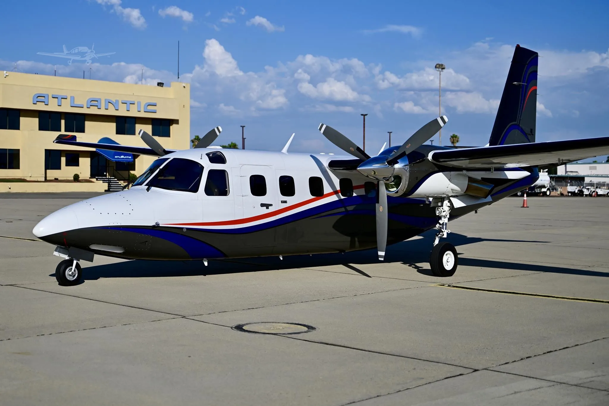 1982 COMMANDER 900