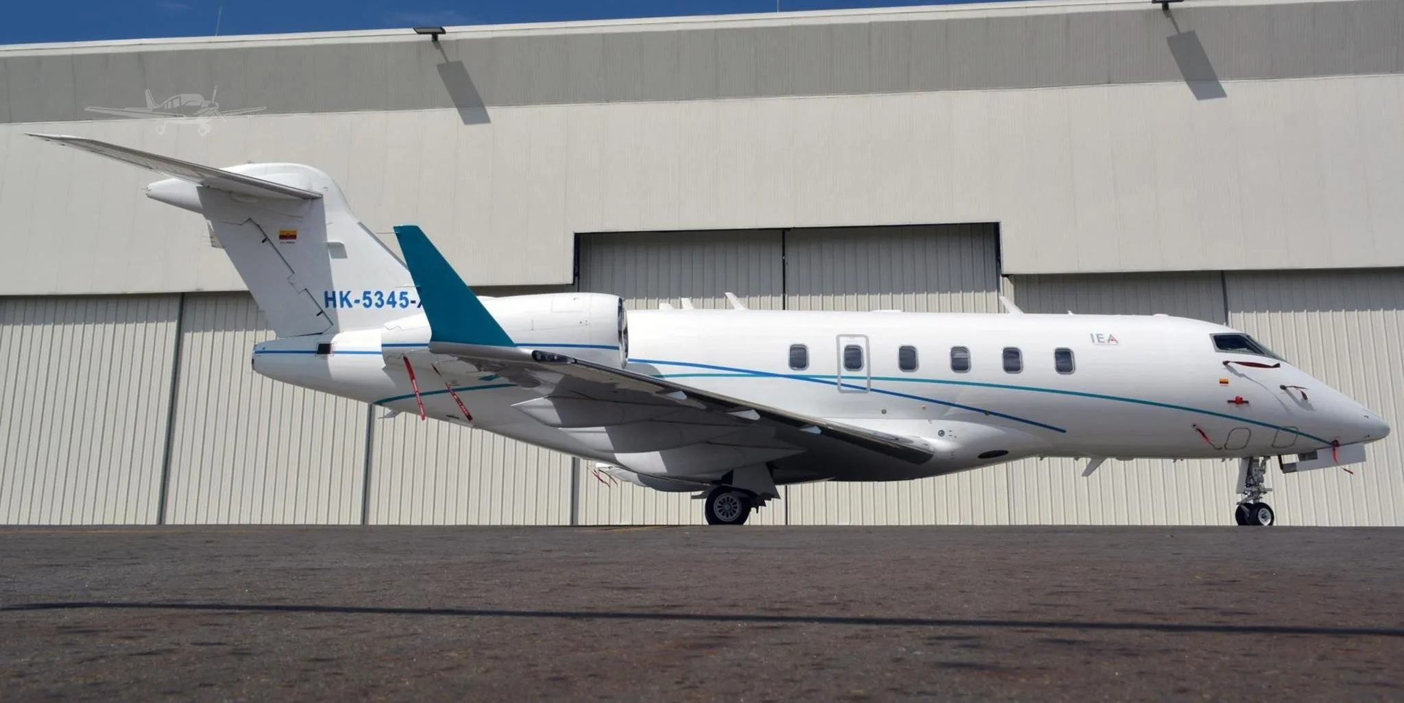 Exterior view of a 2012 BOMBARDIER CHALLENGER 300, HK-5345.