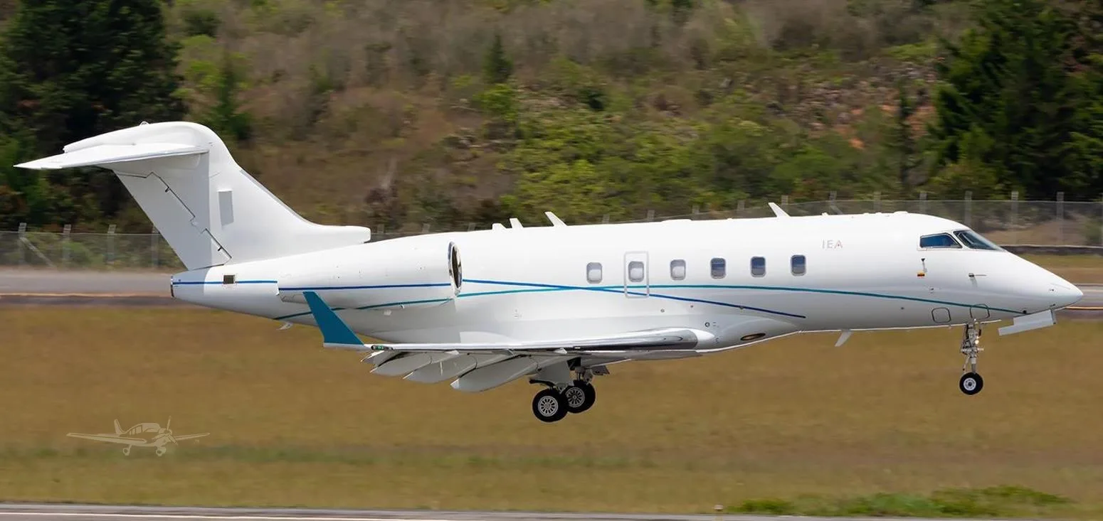 Exterior view of a 2012 BOMBARDIER CHALLENGER 300, HK-5345.