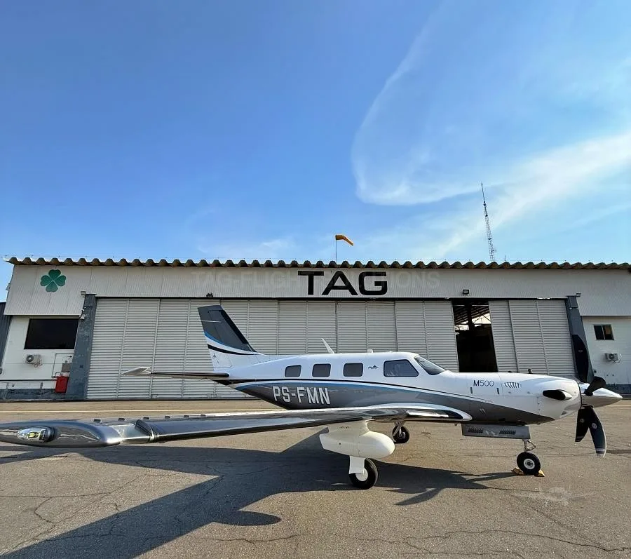 Exterior view of a 2019 PIPER M500.