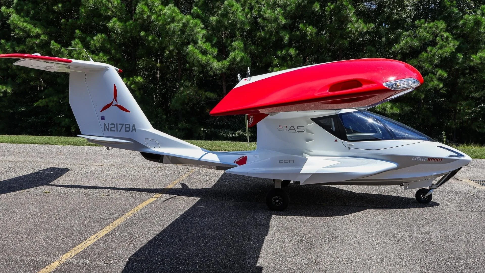 2019 ICON A5