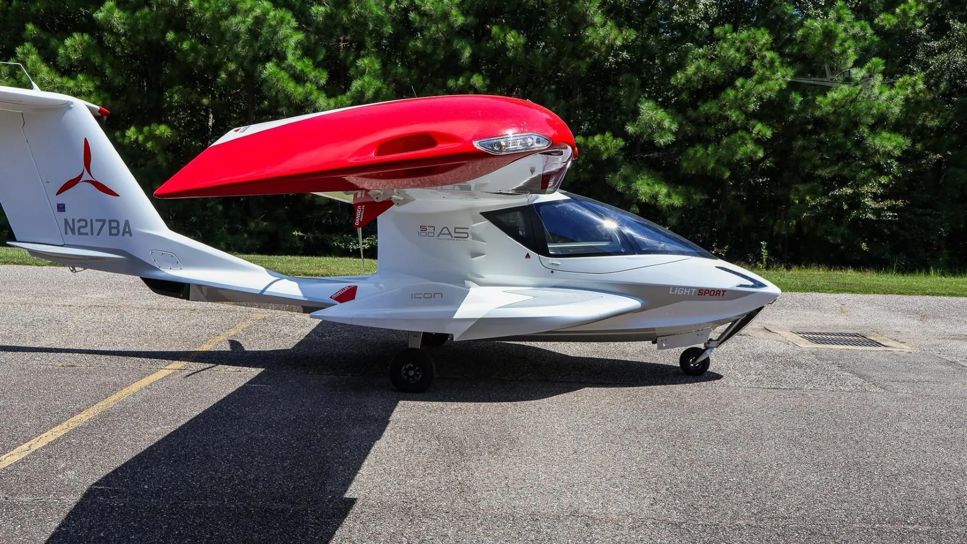 2019 ICON A5