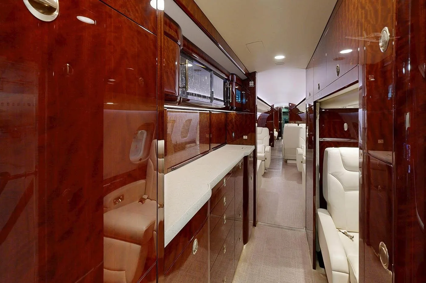 Cabin interior of a 2016 BOMBARDIER GLOBAL 6000.
