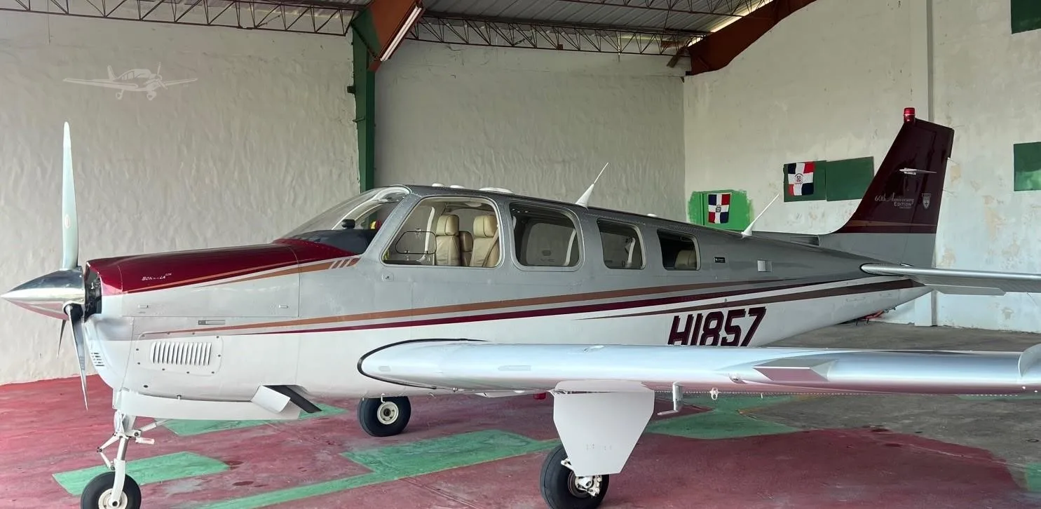 Exterior view of a 2007 BEECHCRAFT G36 BONANZA.