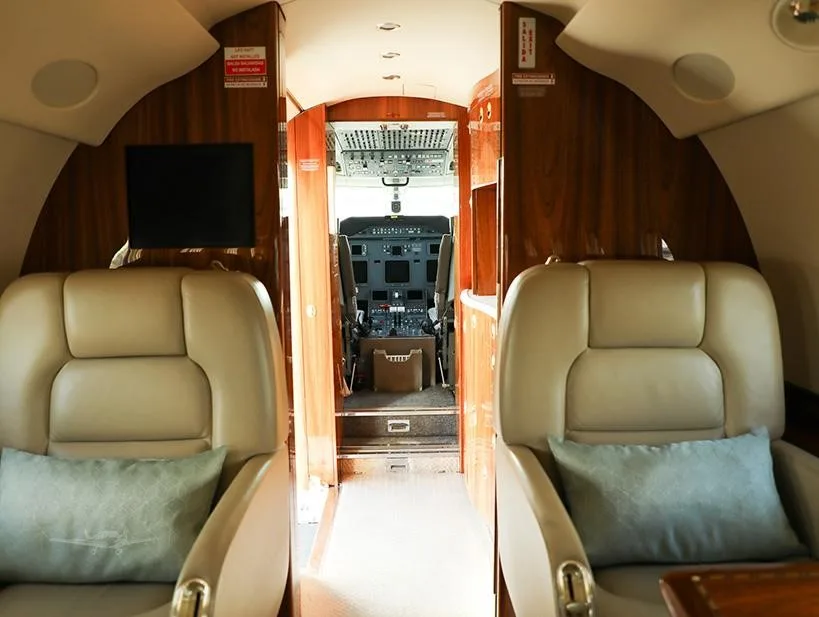 Cabin interior of a 2009 GULFSTREAM G200.