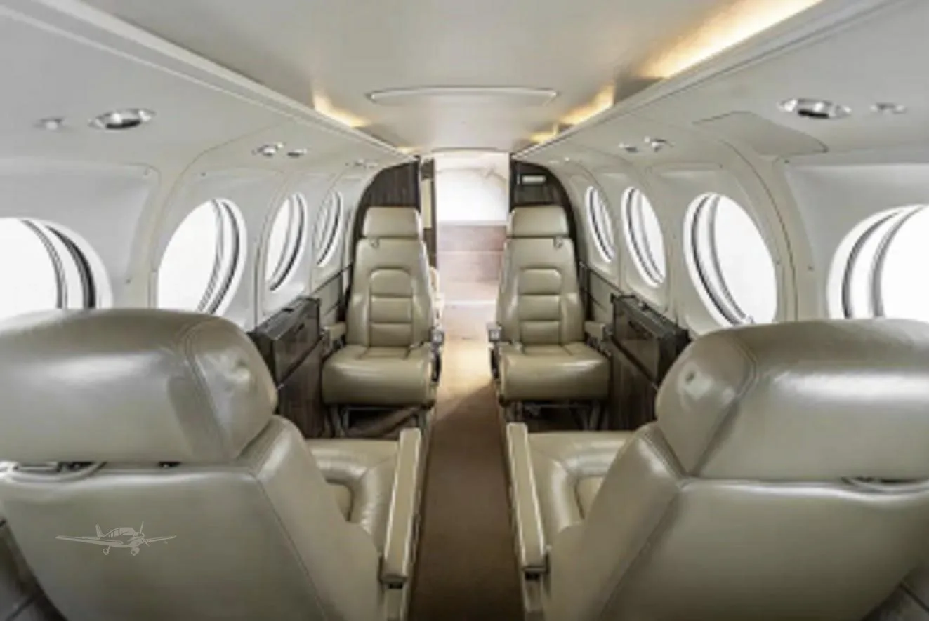 Cabin interior of a 1977 BEECHCRAFT KING AIR 200.