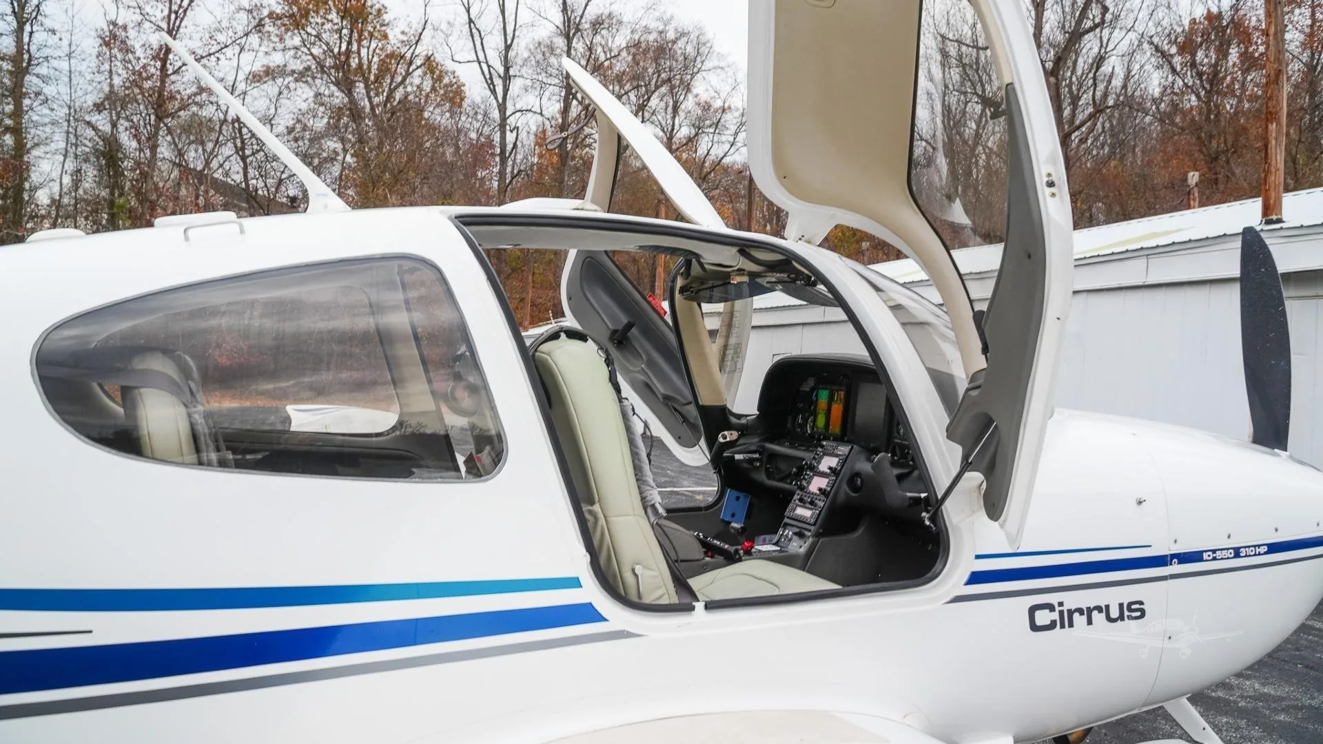 2002 Cirrus SR22