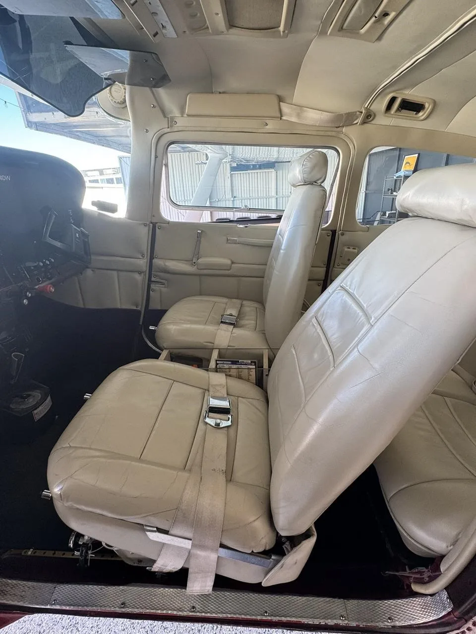 Cabin interior of a 1980 CESSNA R182RG SKYLANE.