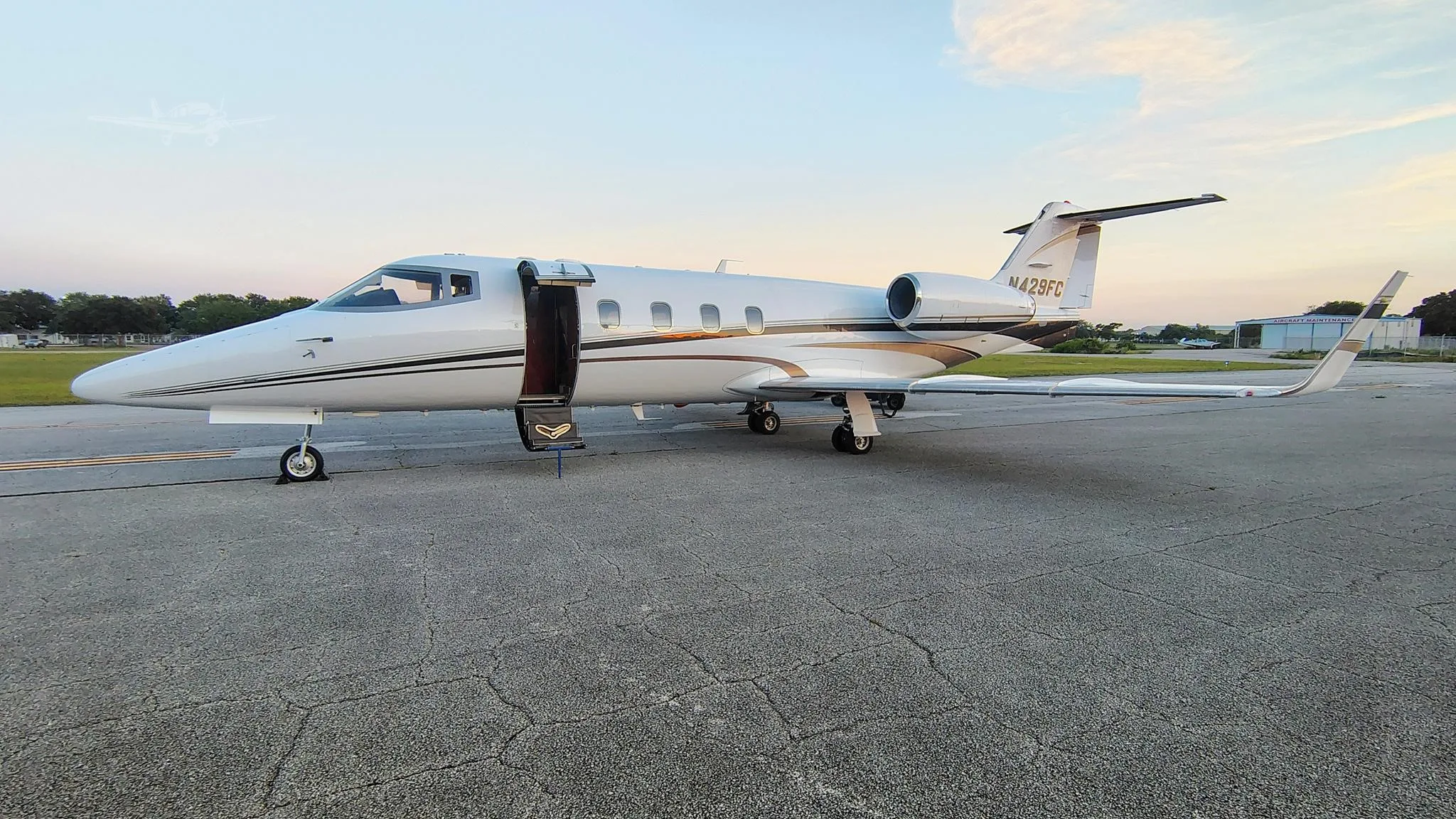 Exterior view of a 1984 LEARJET 55, N429FC.