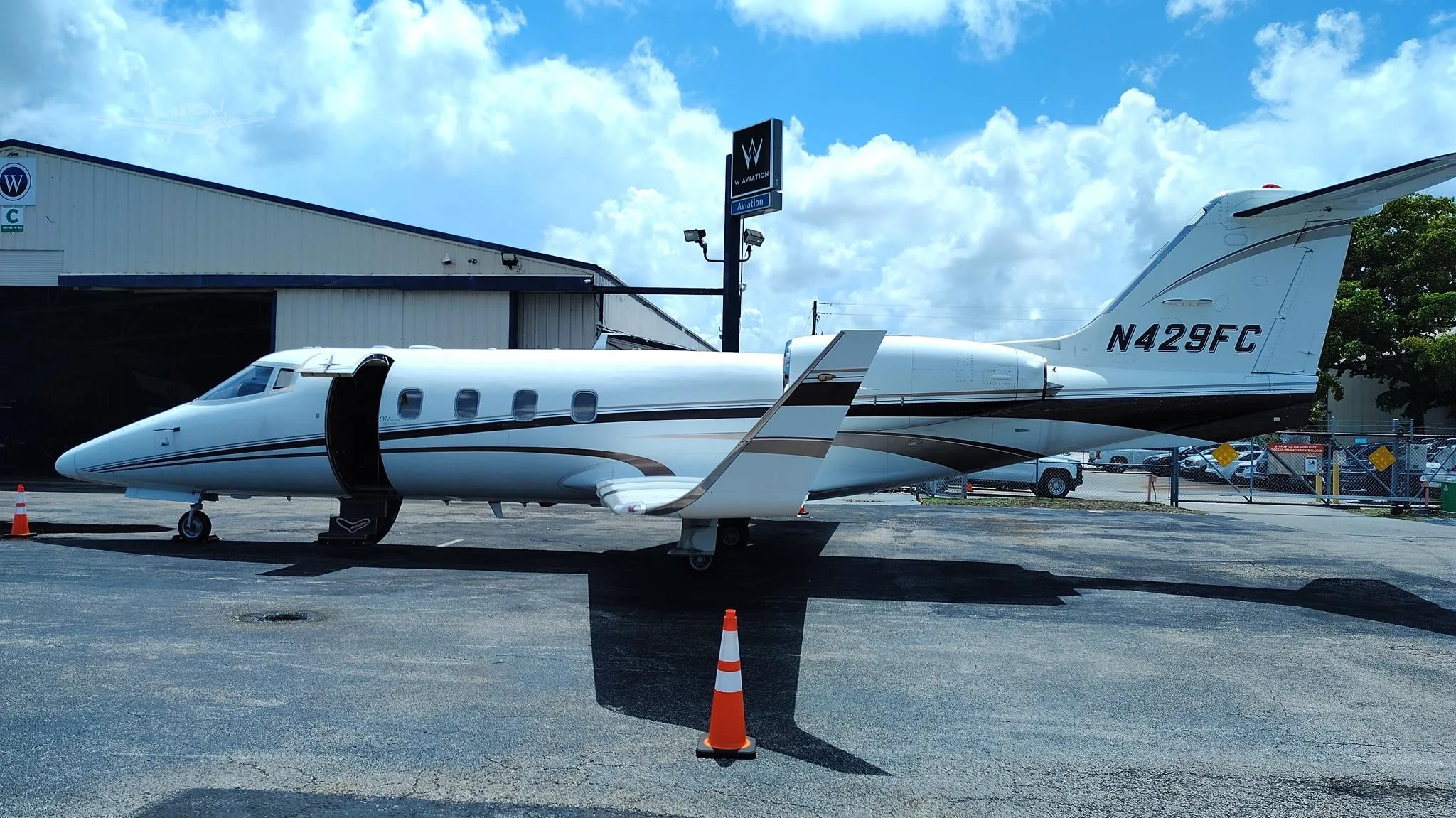 Exterior view of a 1984 LEARJET 55, N429FC.