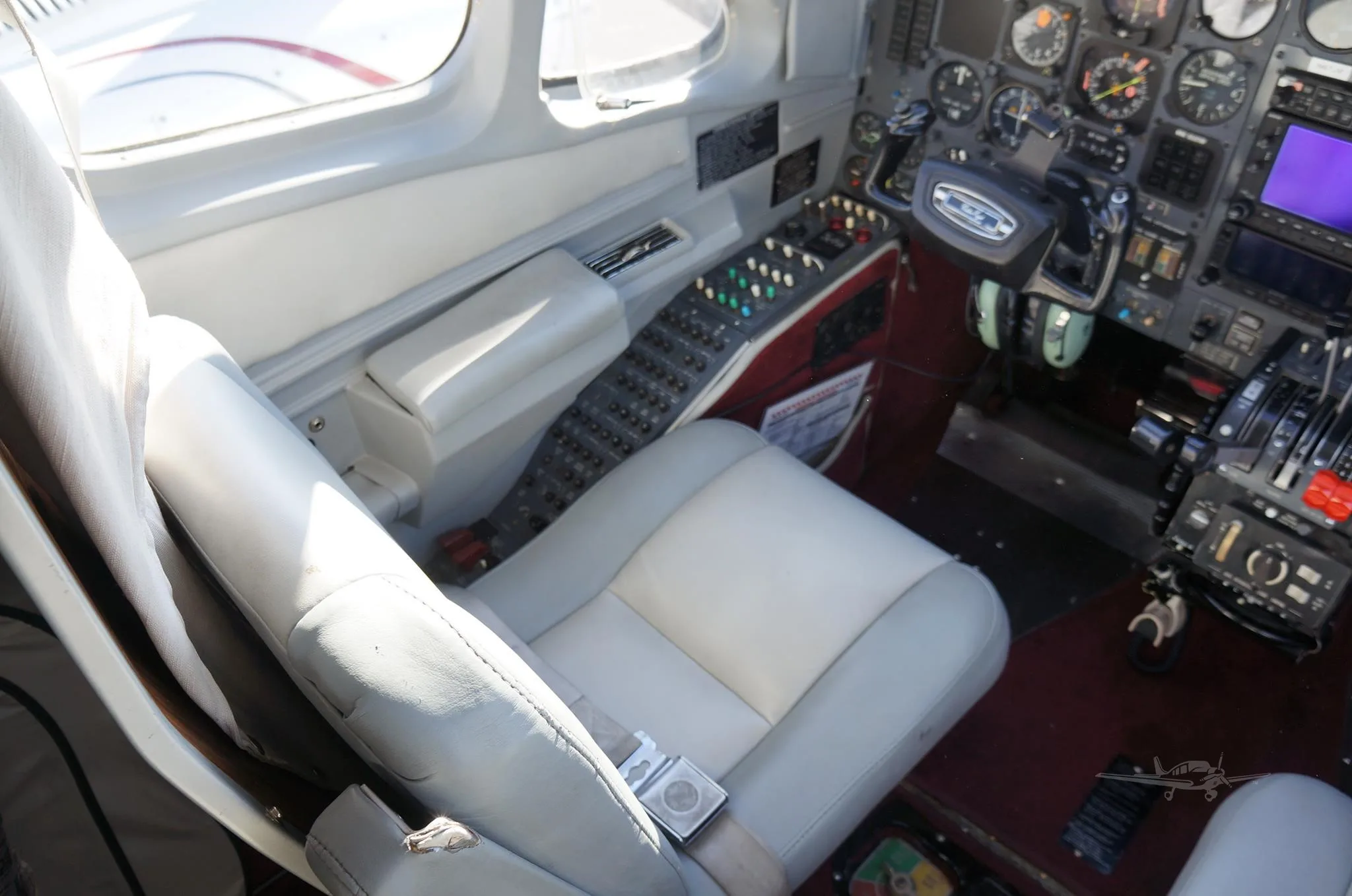 Cabin interior of a 1978 CESSNA 421C.