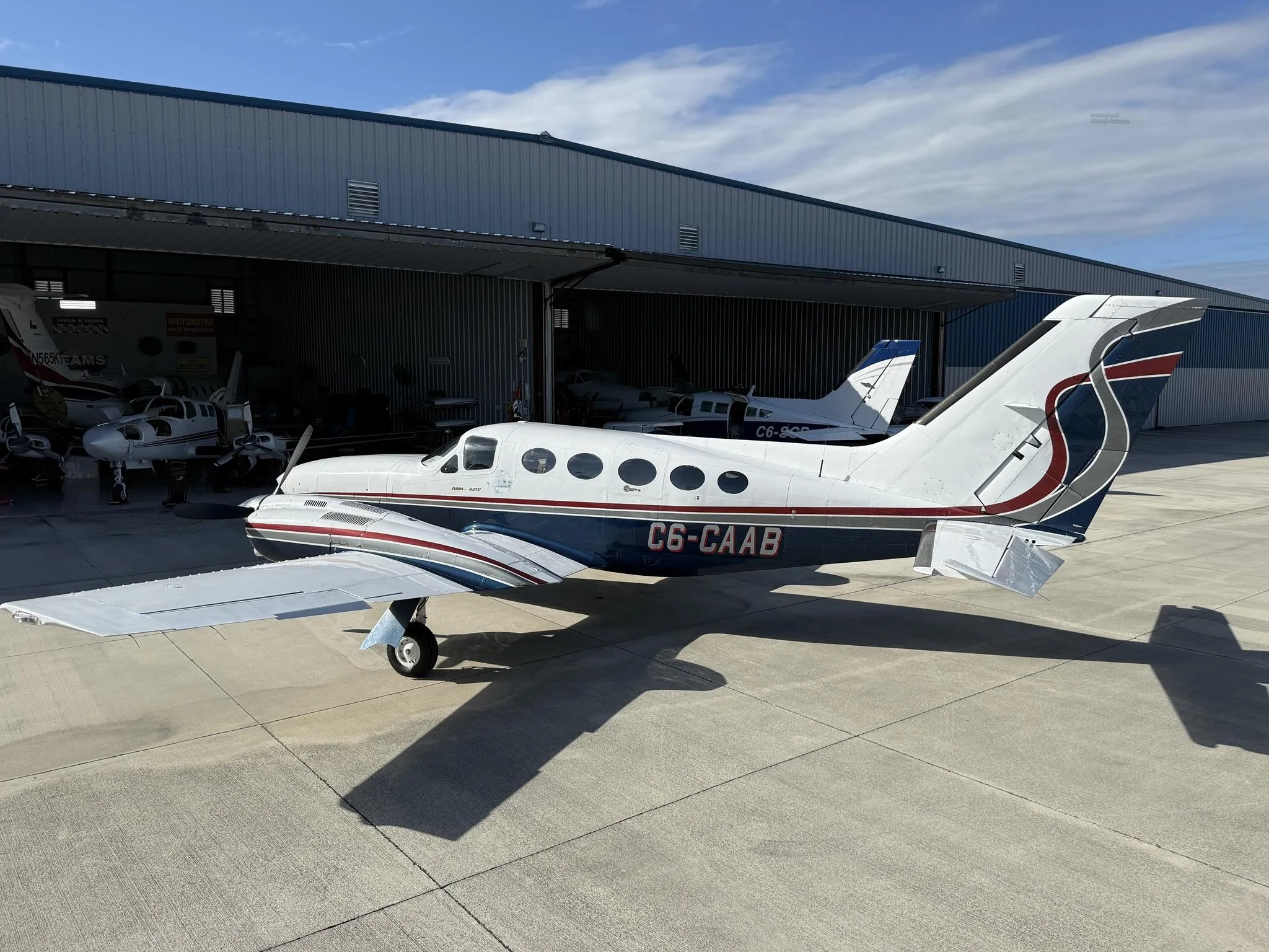 Exterior view of a 1976 CESSNA 421C.