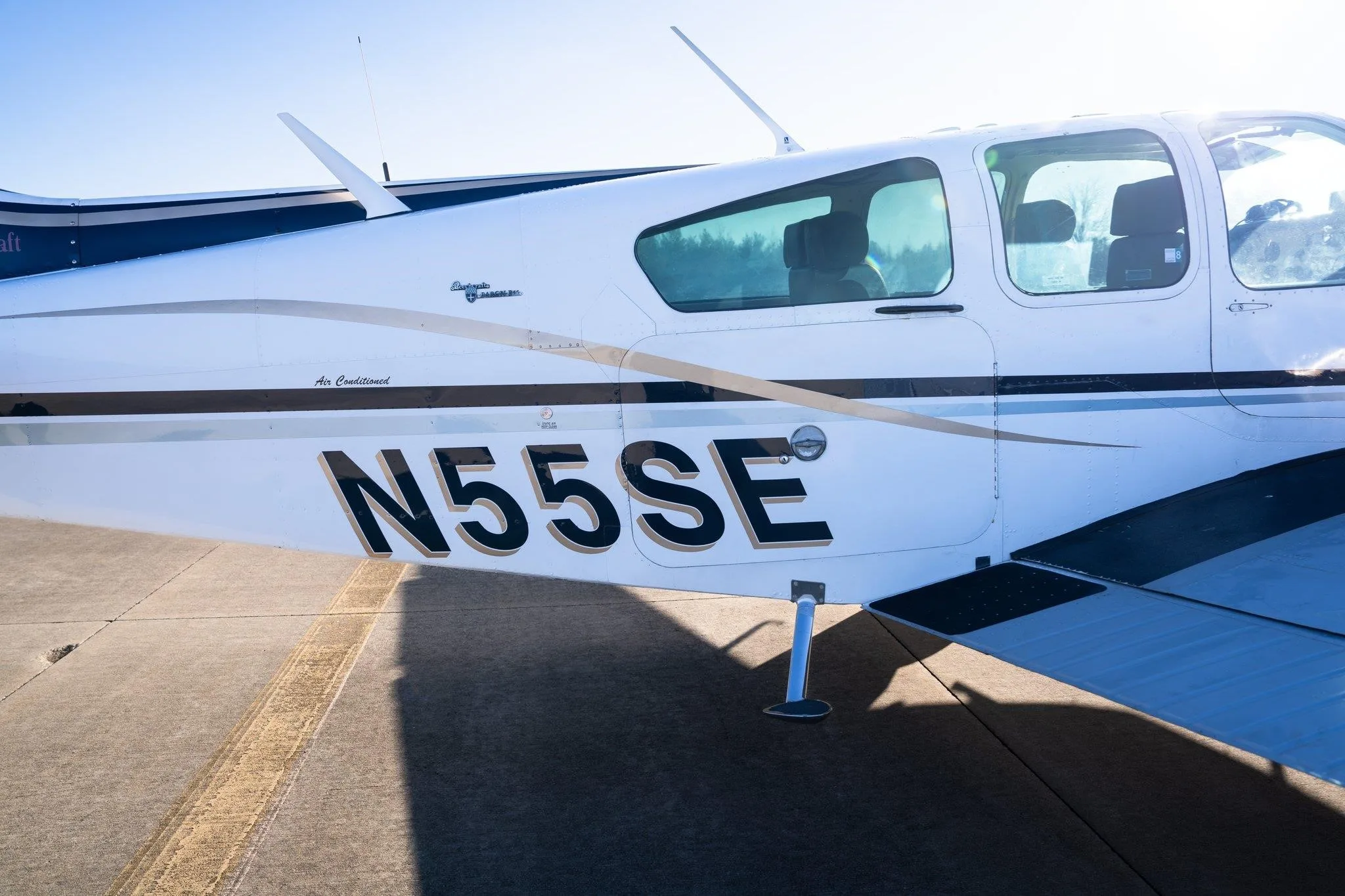 Exterior view of a 1968 BEECHCRAFT B55 BARON, N55SE.