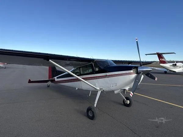 Exterior view of a 1967 CESSNA 180, N614JD.