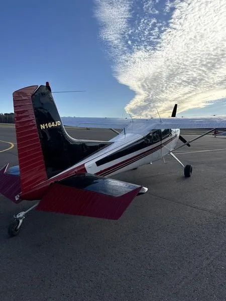 Exterior view of a 1967 CESSNA 180, N614JD.