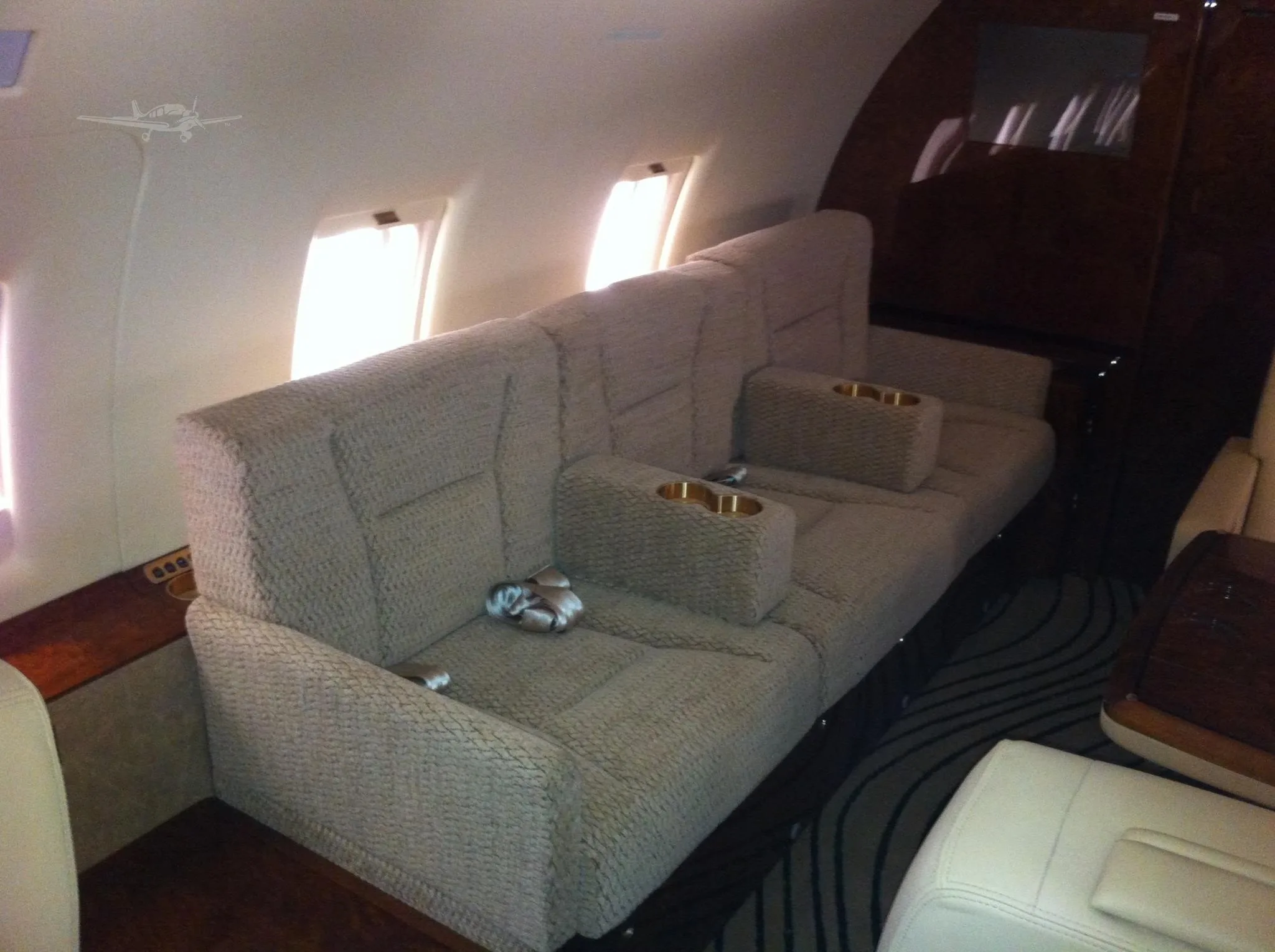 Cabin interior of a 2001 BOMBARDIER CHALLENGER 604.