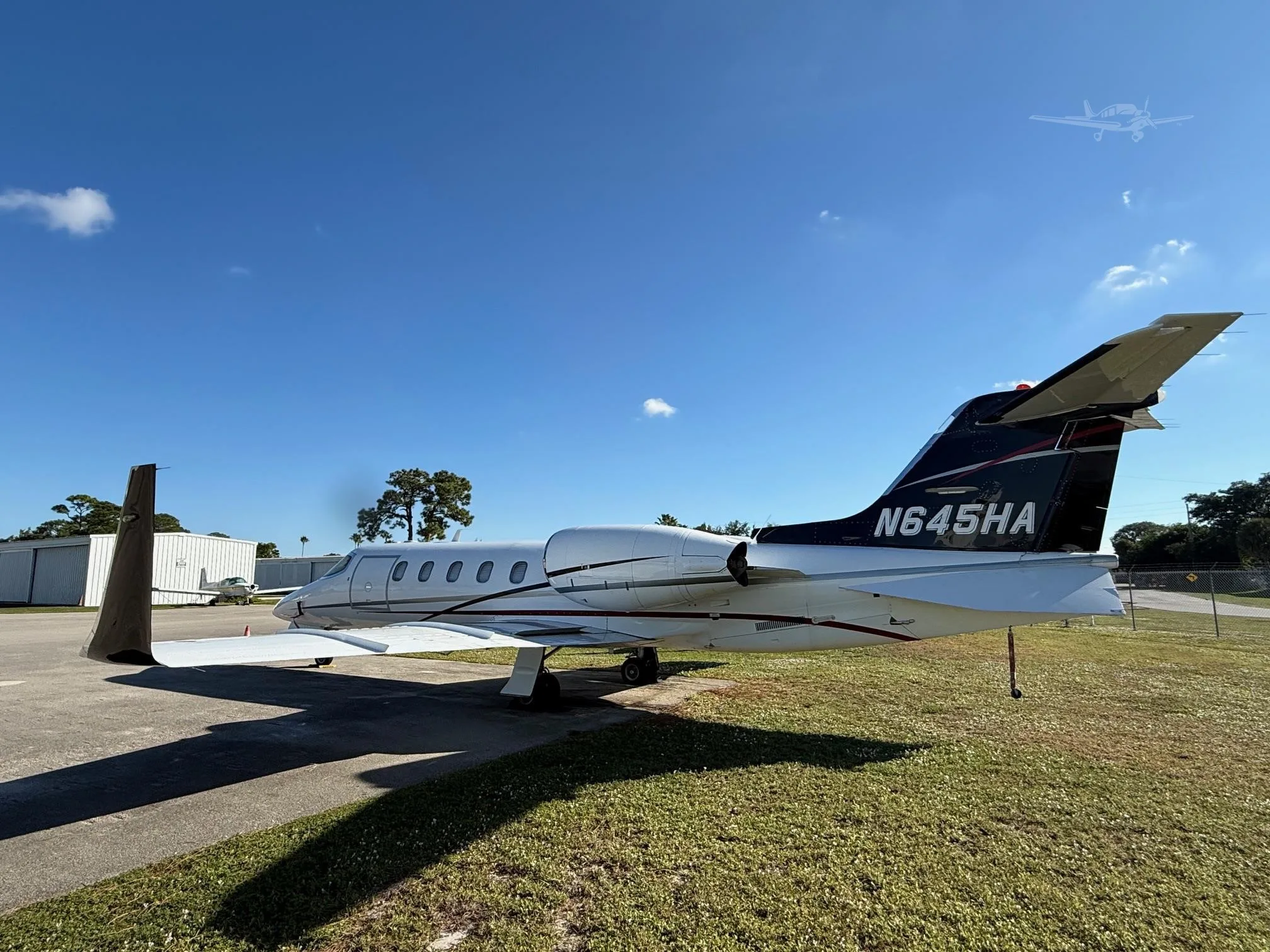 Exterior view of a 1996 LEARJET 31A, N645HA.
