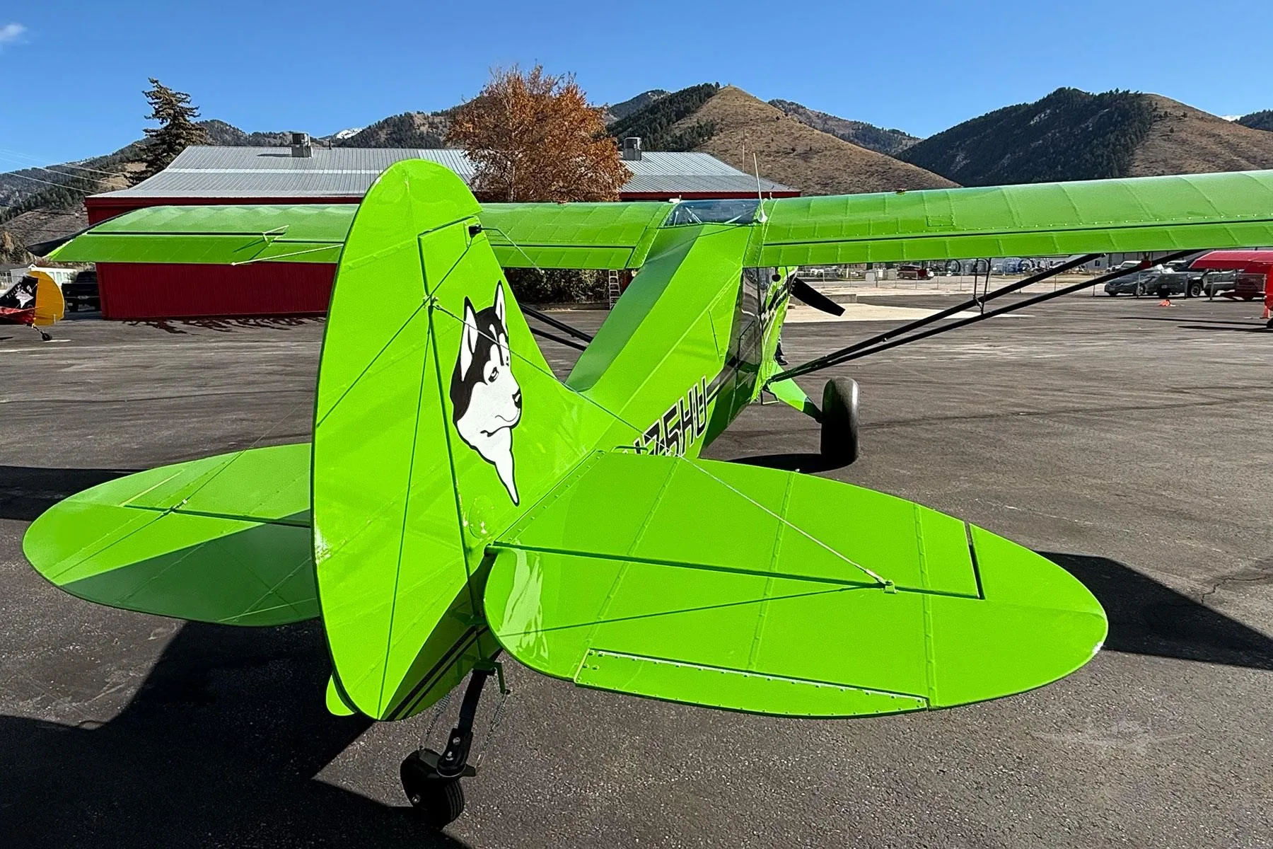 Exterior view of a 2026 AVIAT HUSKY A-1C-200, N75HU.