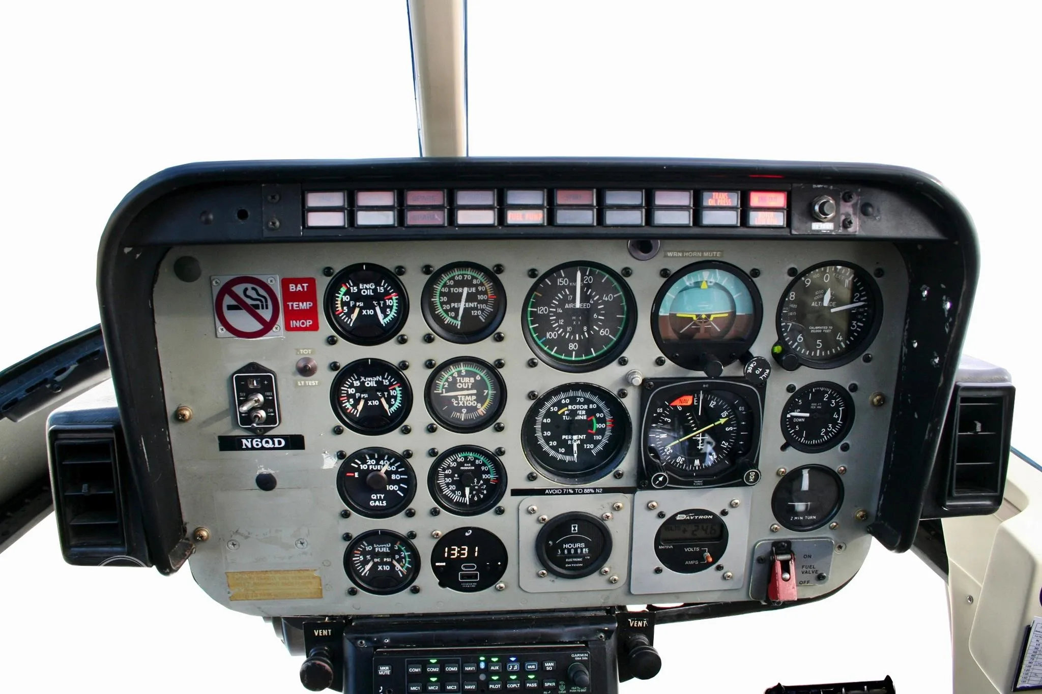 Cockpit and instrument panel of a 1992 BELL 206B III.