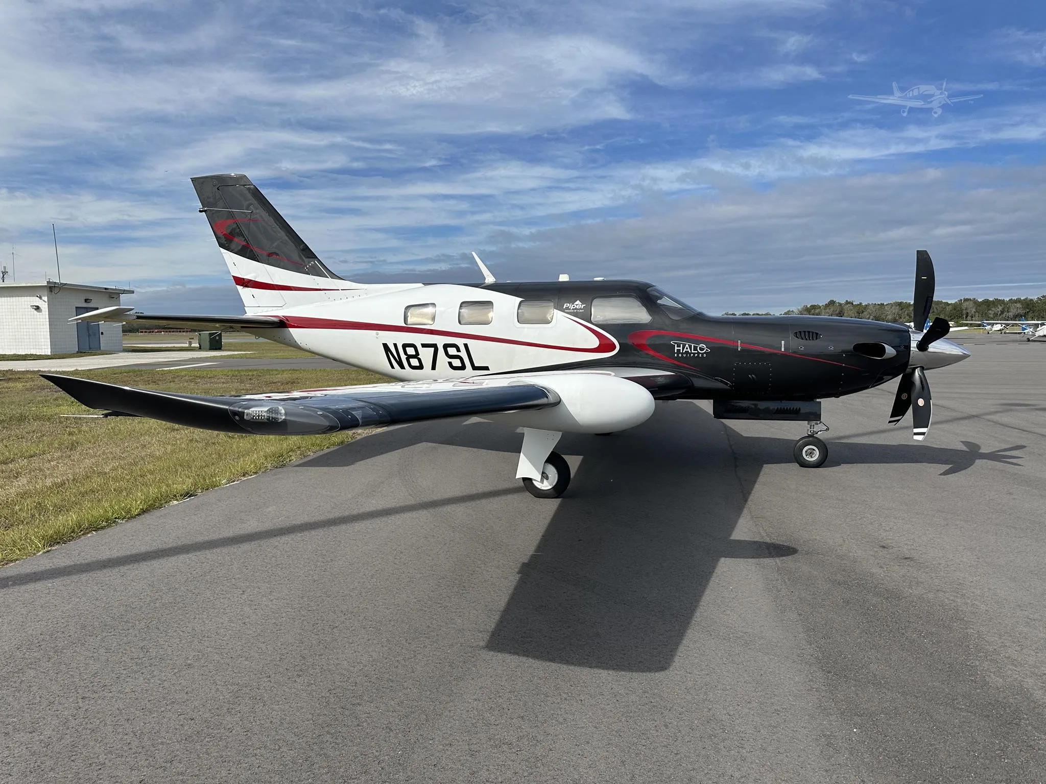 Exterior view of a 2020 PIPER M600 SLS, N87SL.
