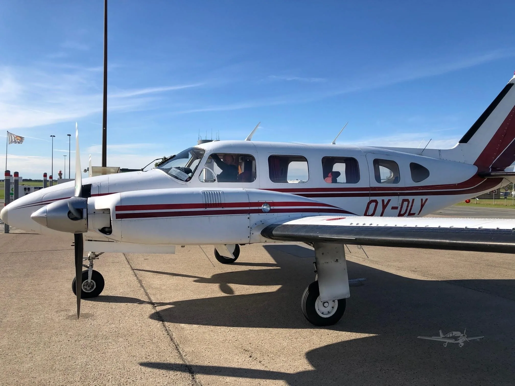Exterior view of a 1968 PIPER NAVAJO, OY-DLY.