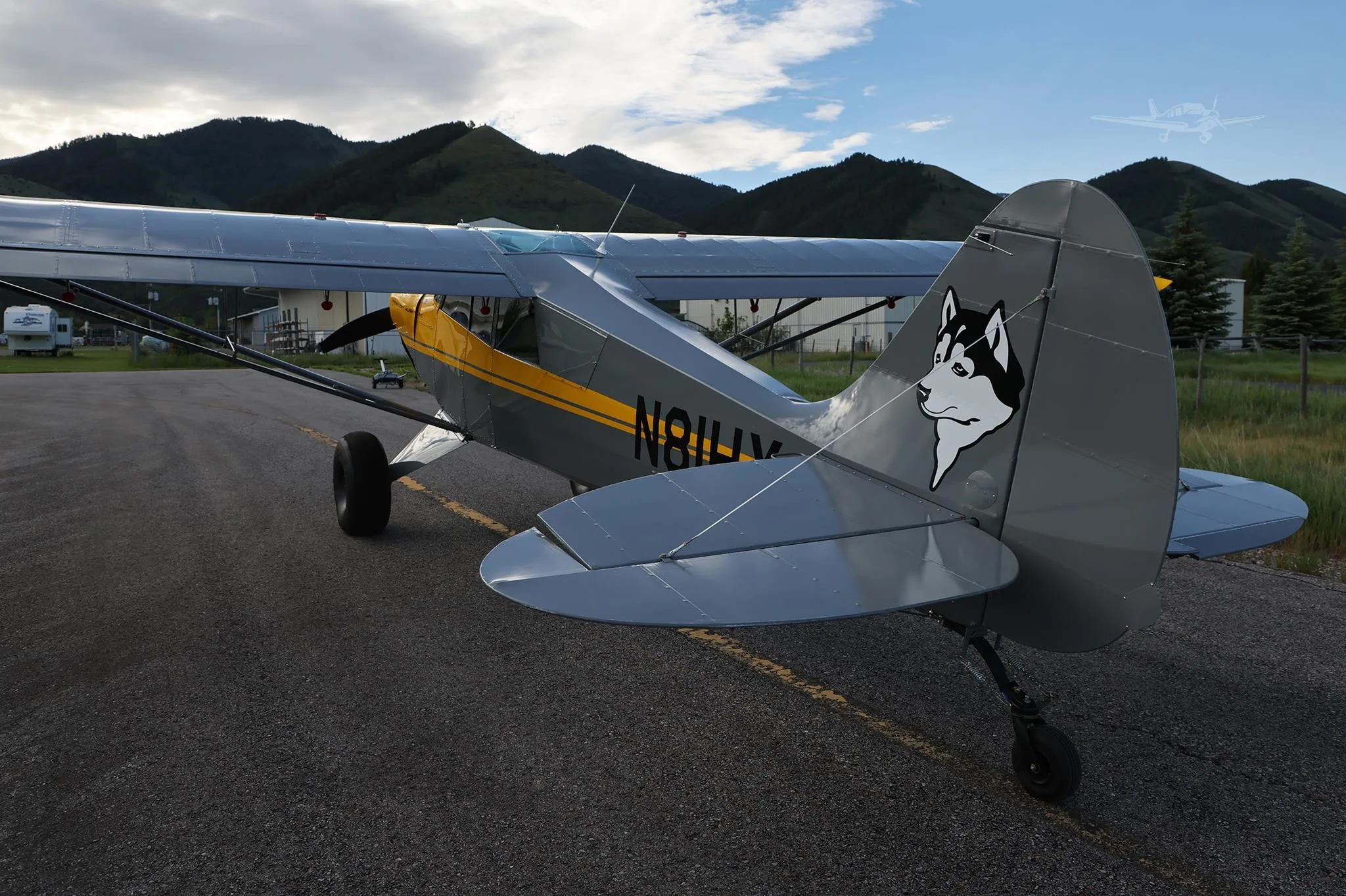 Exterior view of a 2026 AVIAT HUSKY A-1C-200, N81HY.
