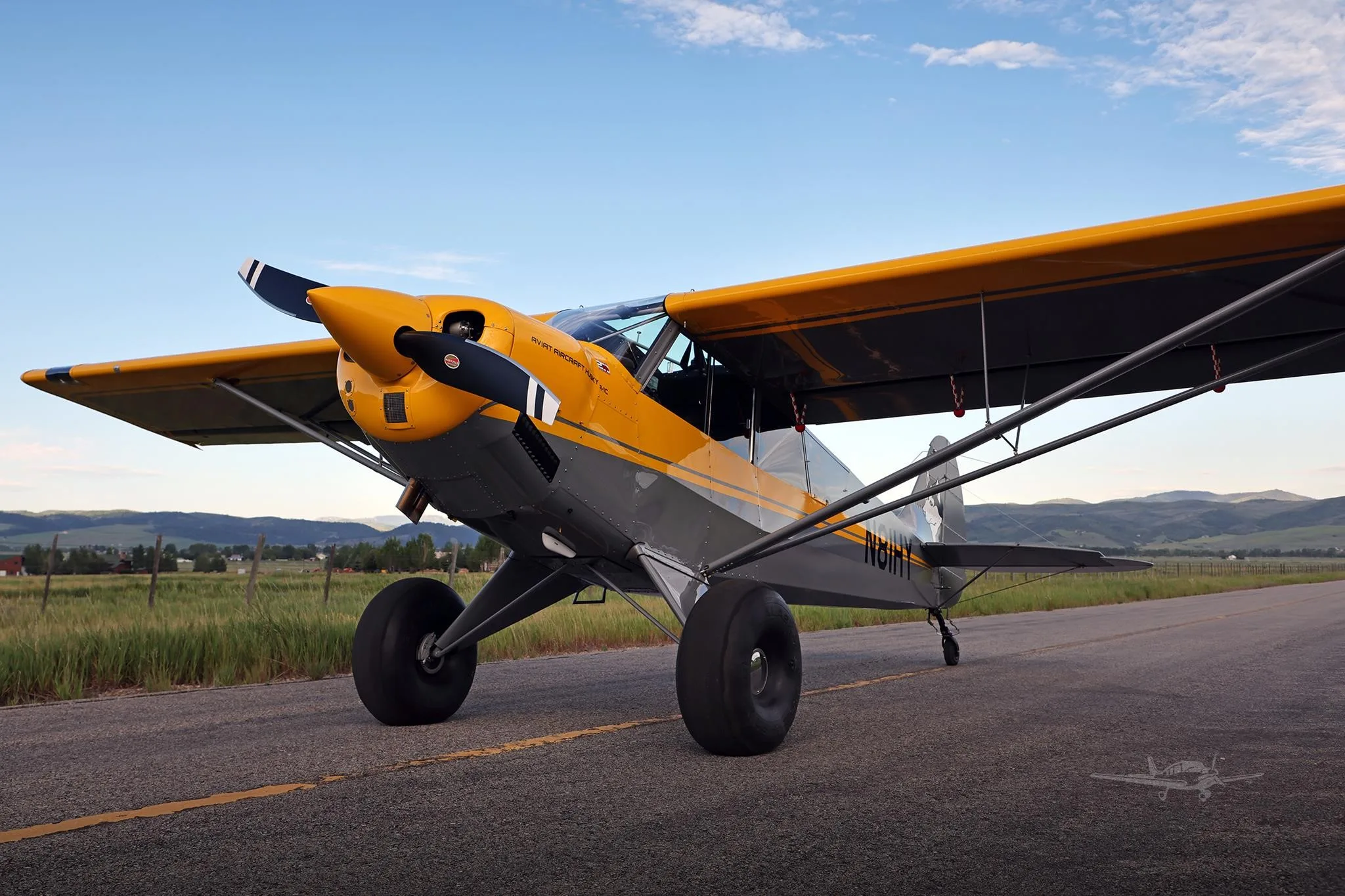 Exterior view of a 2026 AVIAT HUSKY A-1C-200, N81HY.
