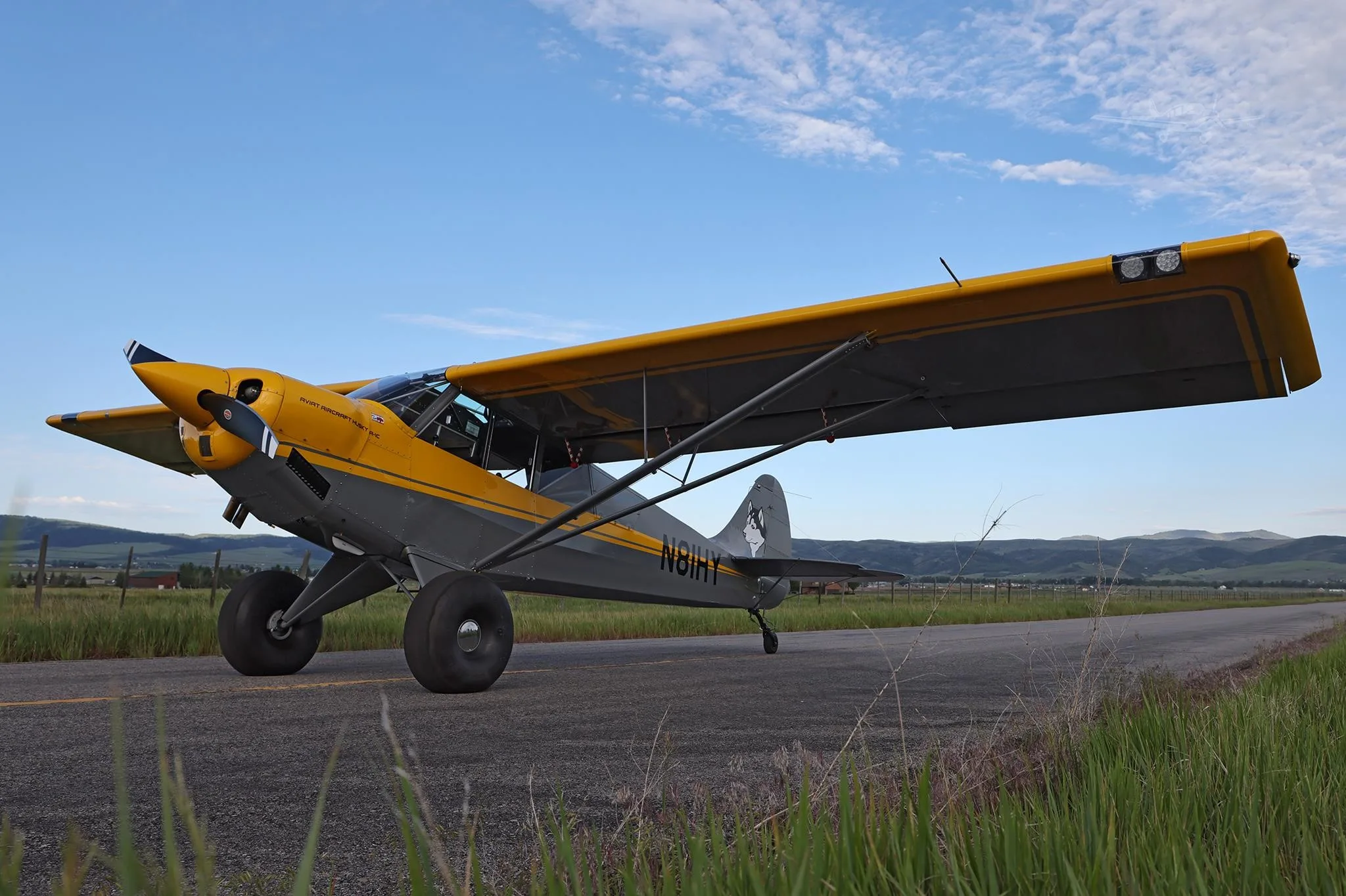 Marketing image of a 2026 AVIAT HUSKY A-1C-200.